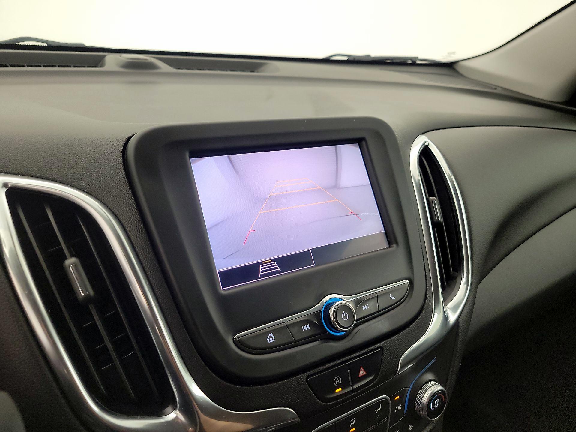 Thumbnail: 2022 Chevrolet Equinox - 15