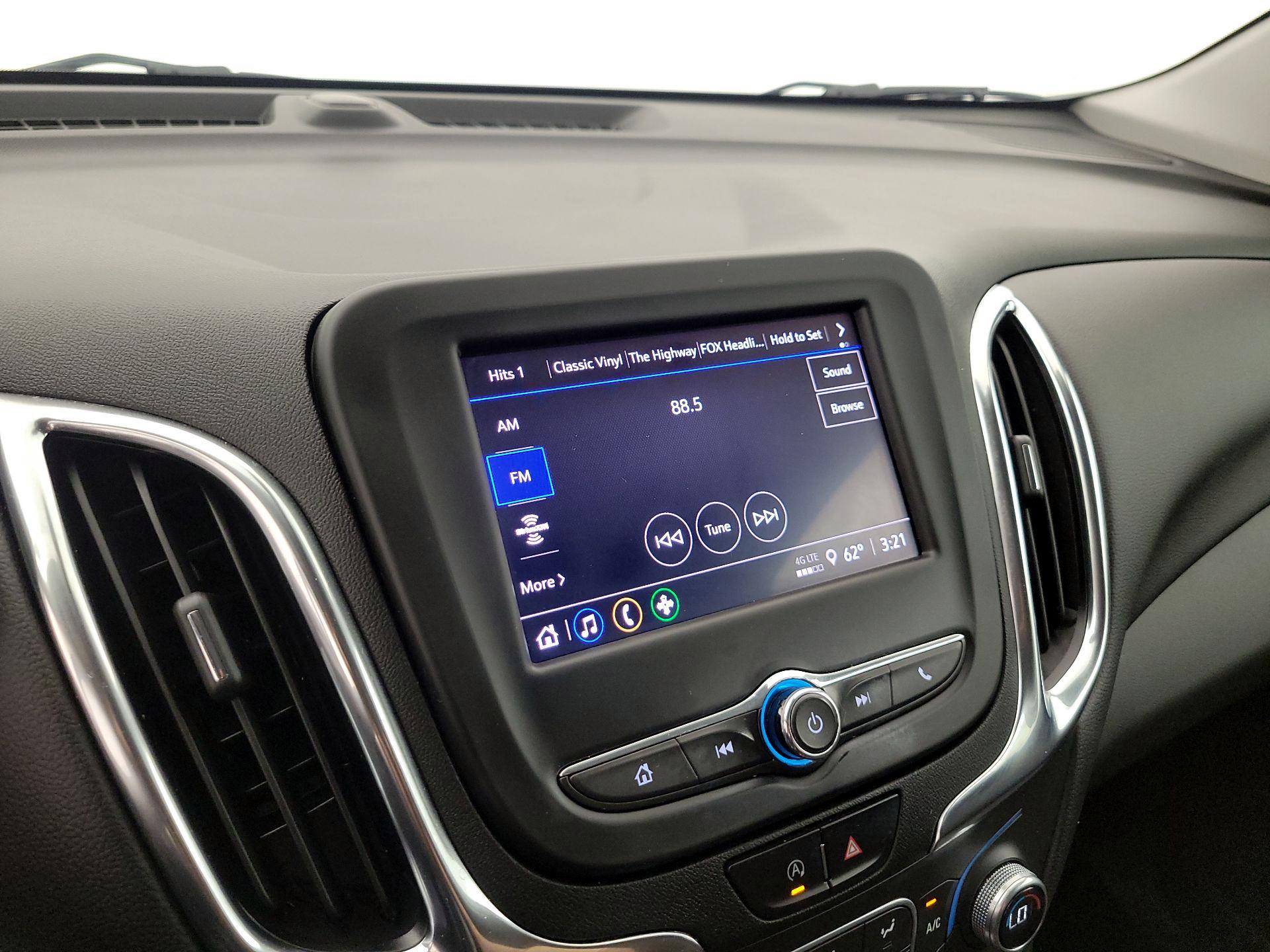 Thumbnail: 2022 Chevrolet Equinox - 16