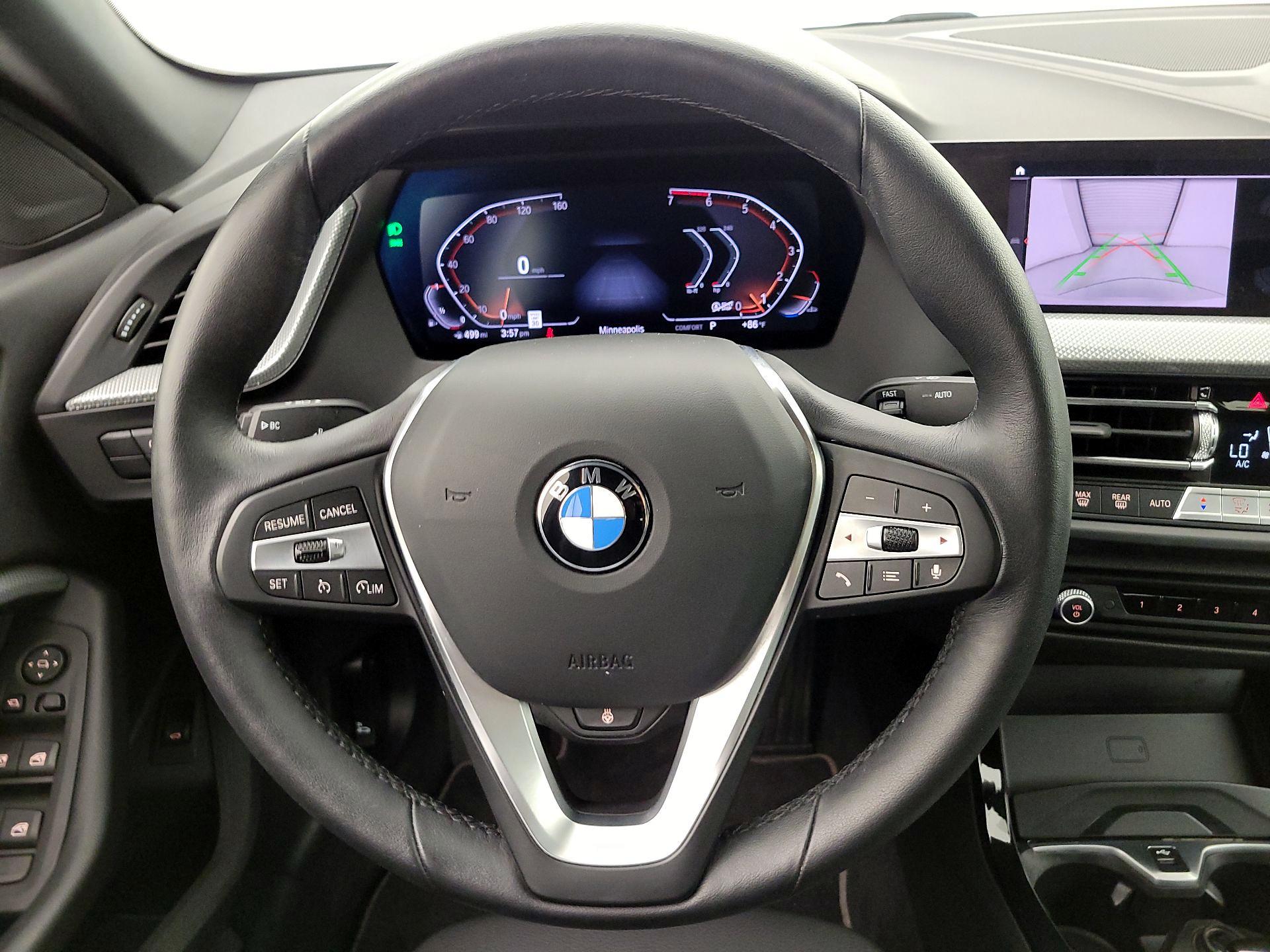 Thumbnail: 2024 BMW 2 Series - 10