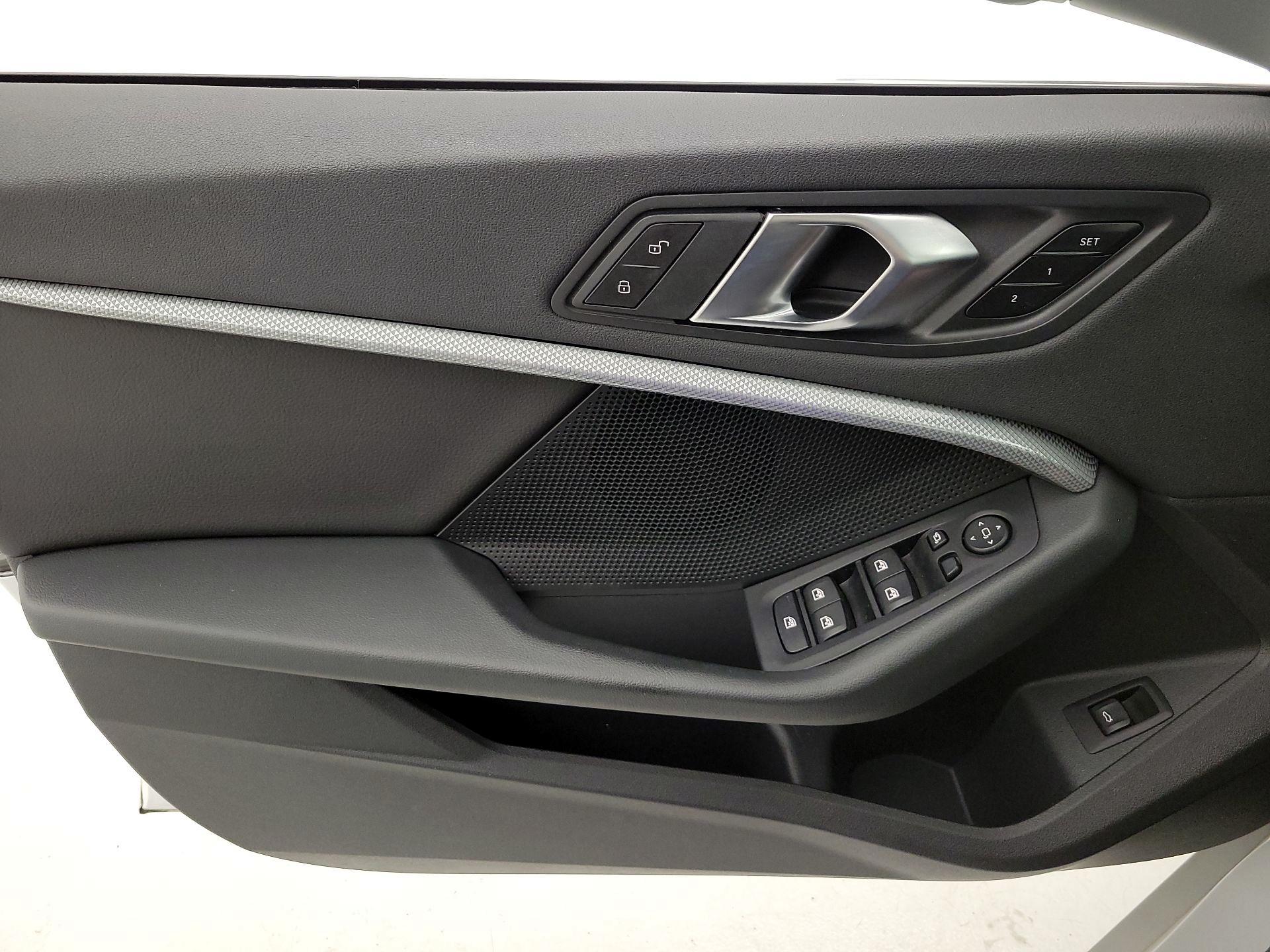 Thumbnail: 2024 BMW 2 Series - 12