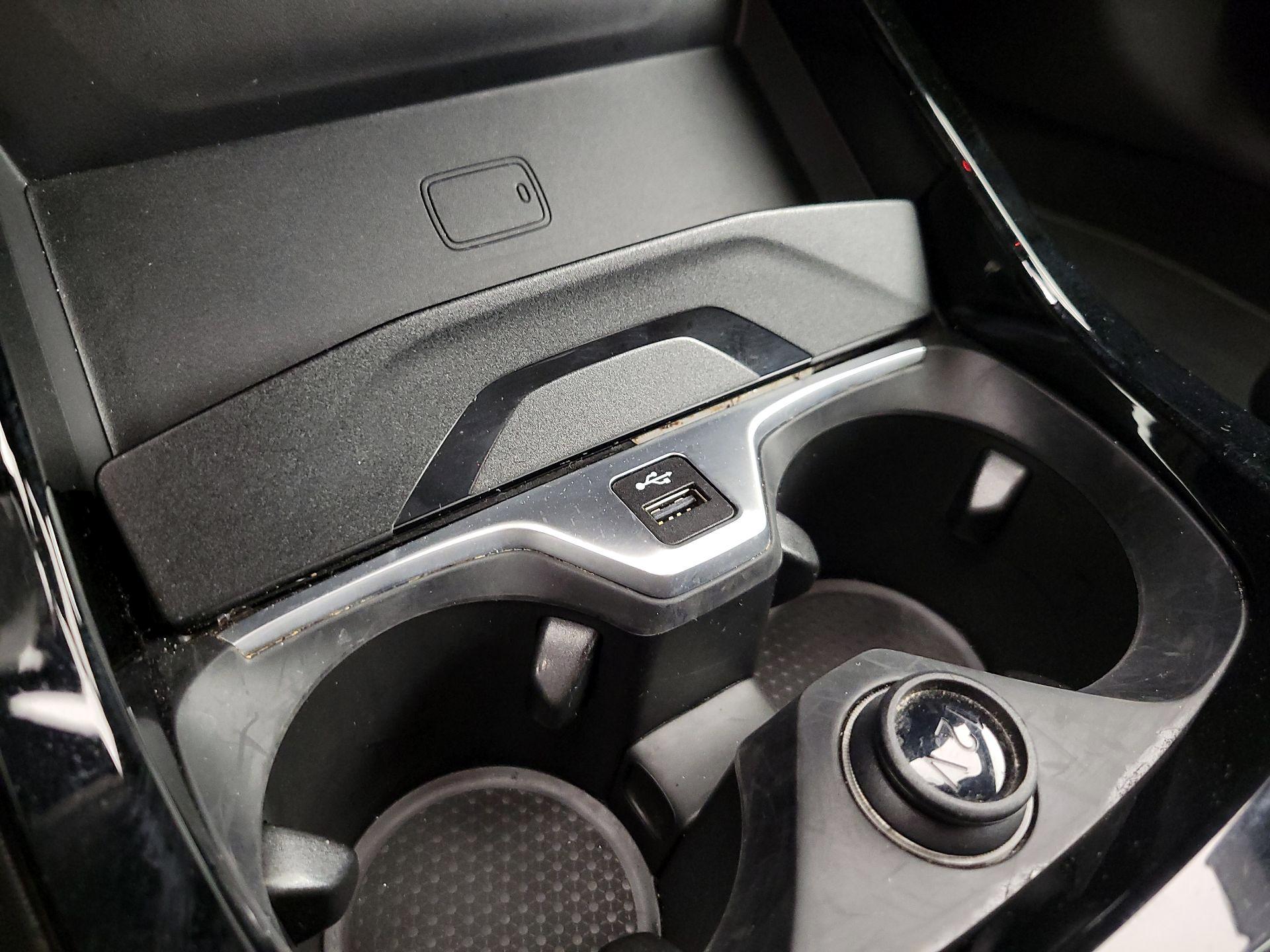 Thumbnail: 2024 BMW 2 Series - 19