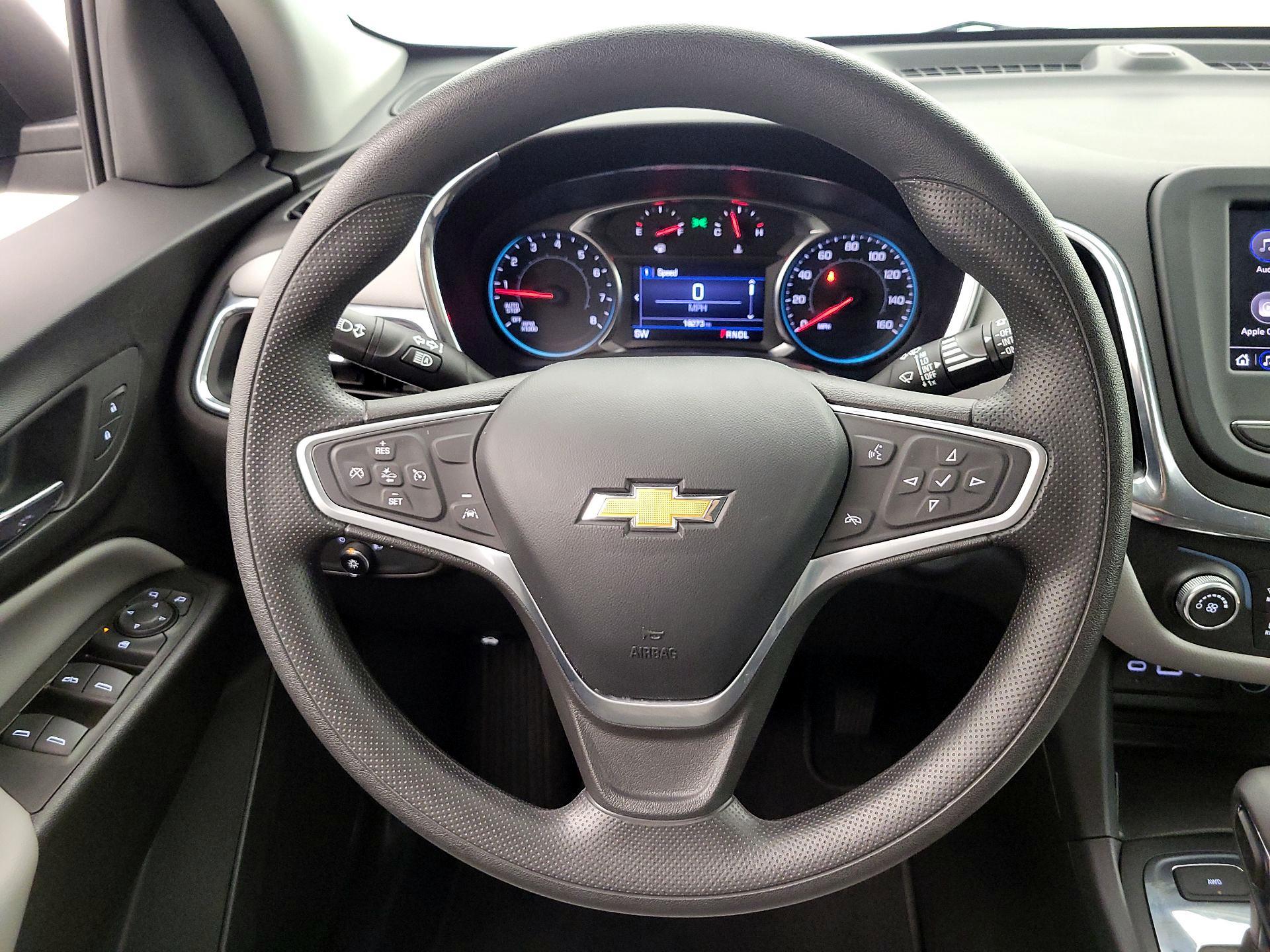 Thumbnail: 2022 Chevrolet Equinox - 10