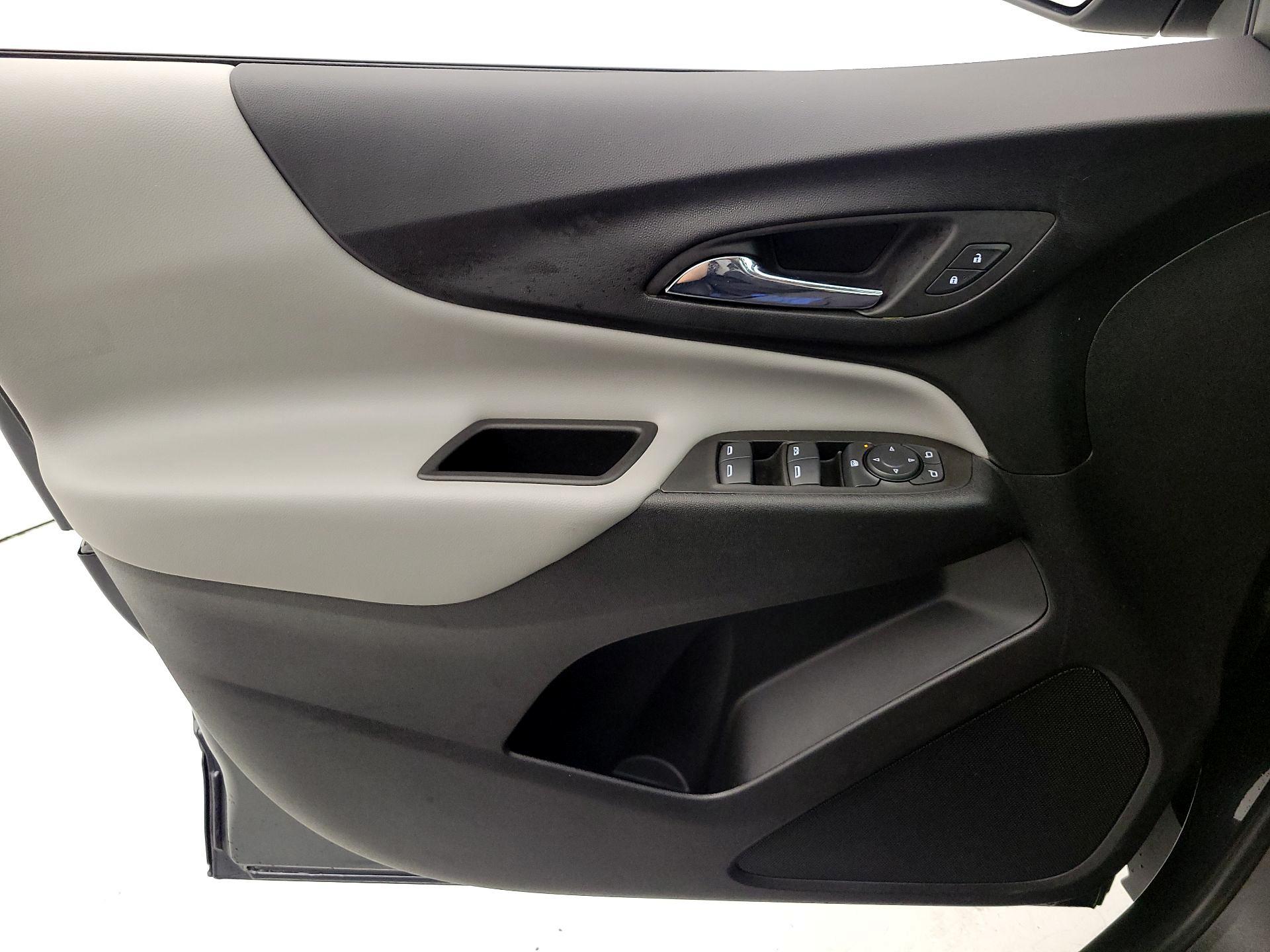 Thumbnail: 2022 Chevrolet Equinox - 12
