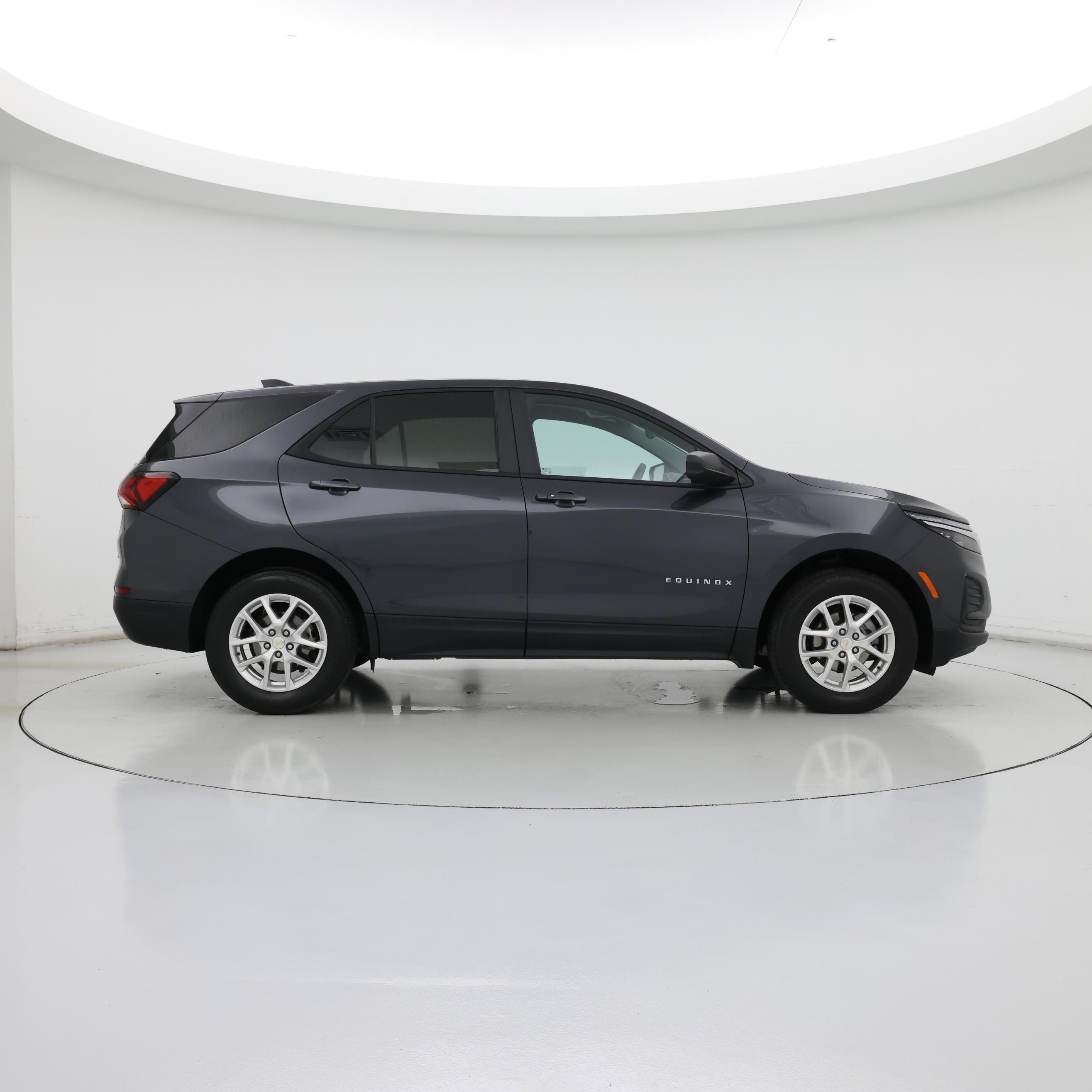Thumbnail: 2022 Chevrolet Equinox - 7