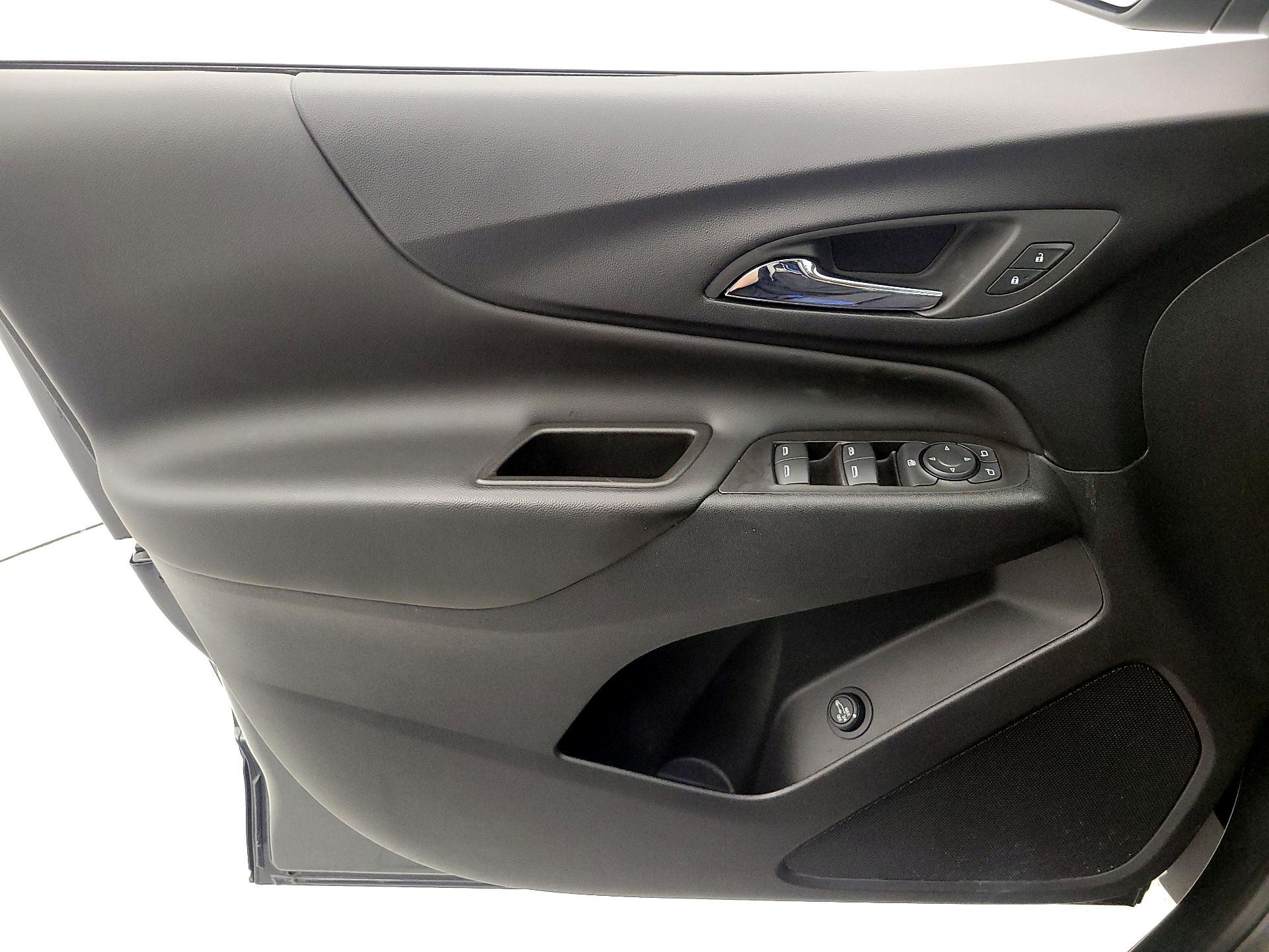 Thumbnail: 2023 Chevrolet Equinox - 12