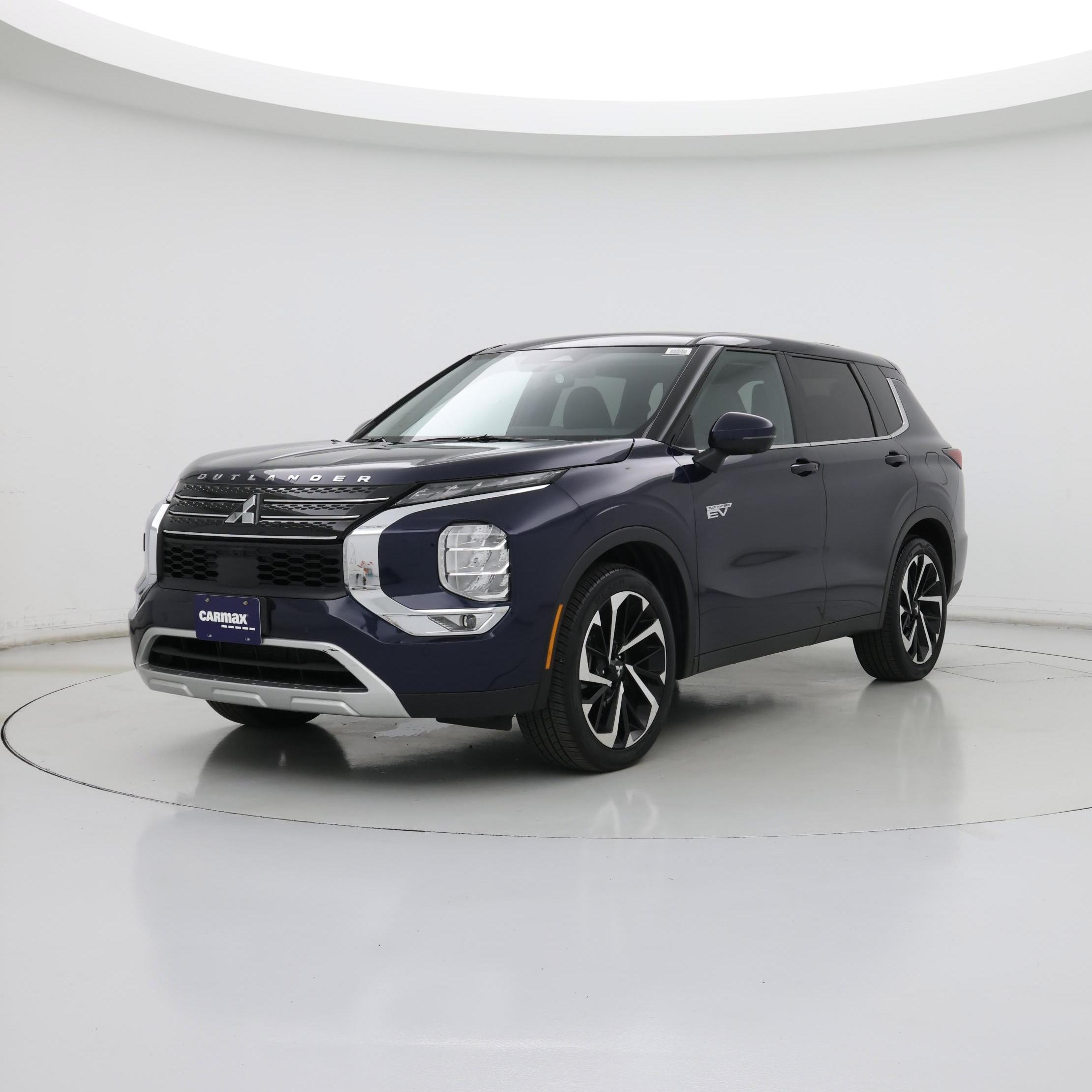 Thumbnail: 2023 Mitsubishi Outlander - 4