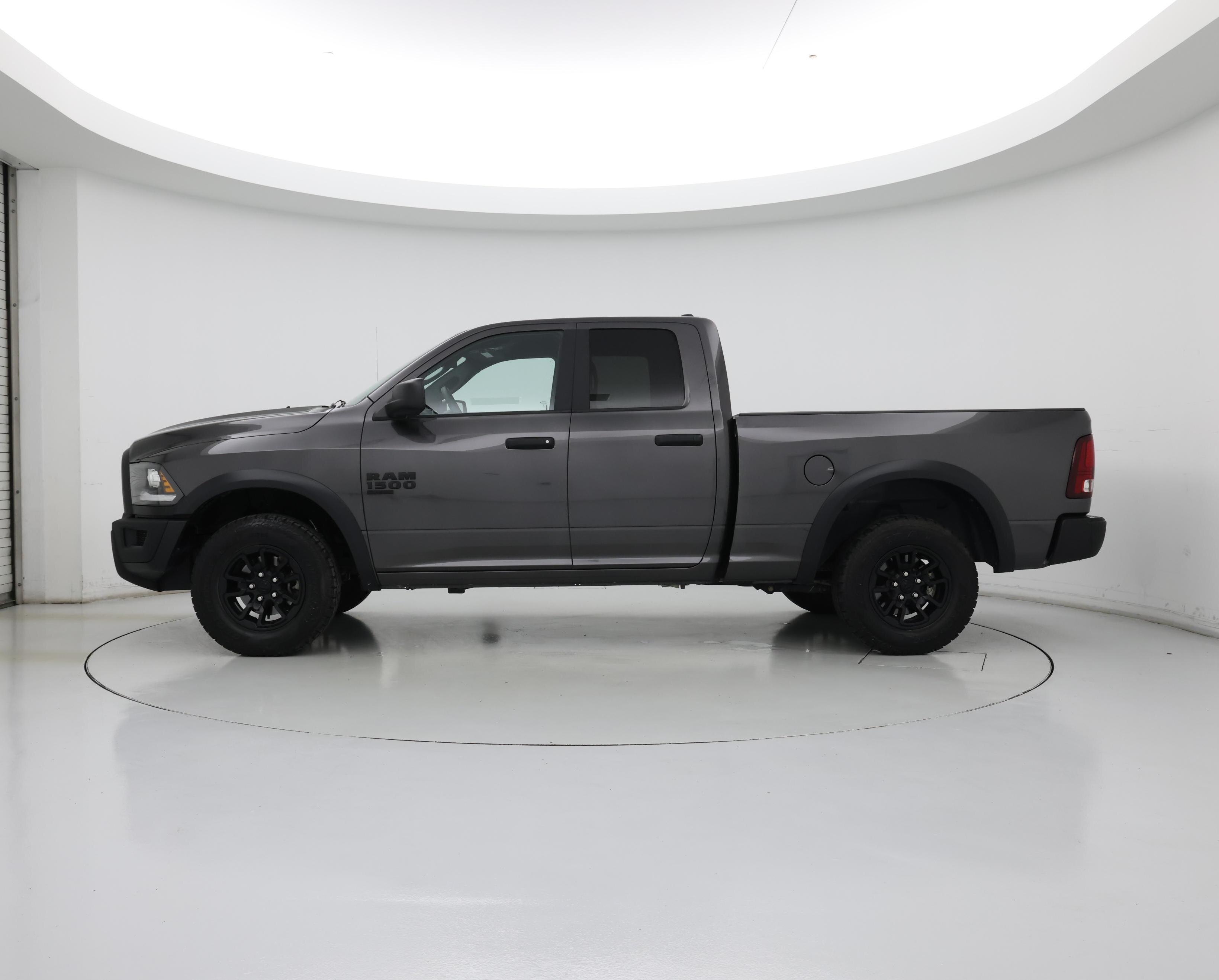 Thumbnail: 2022 RAM 1500 Classic - 3