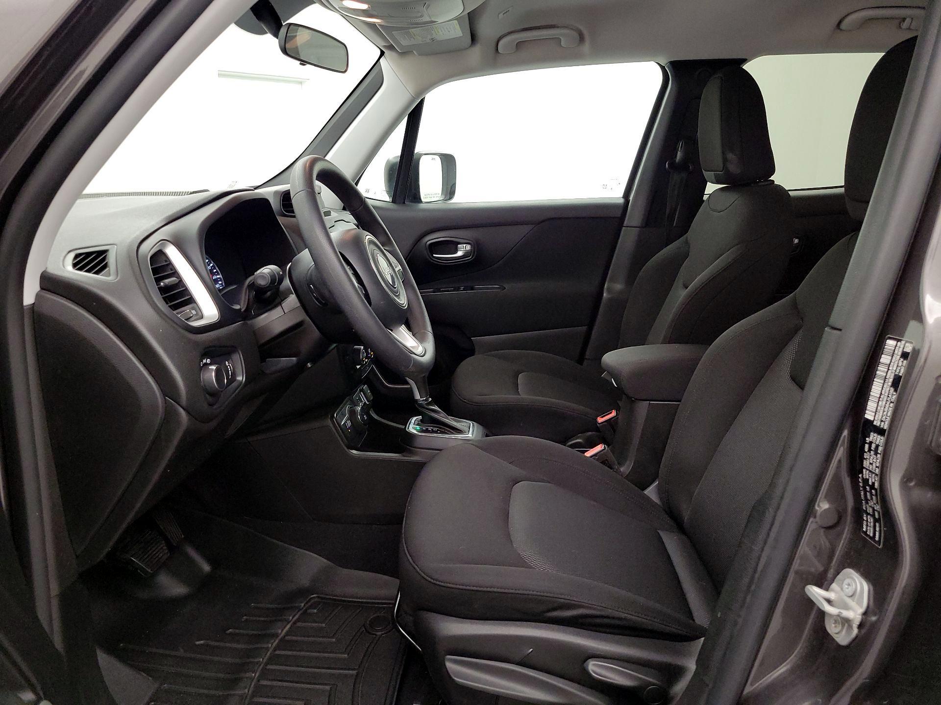 Thumbnail: 2020 Jeep Renegade - 11