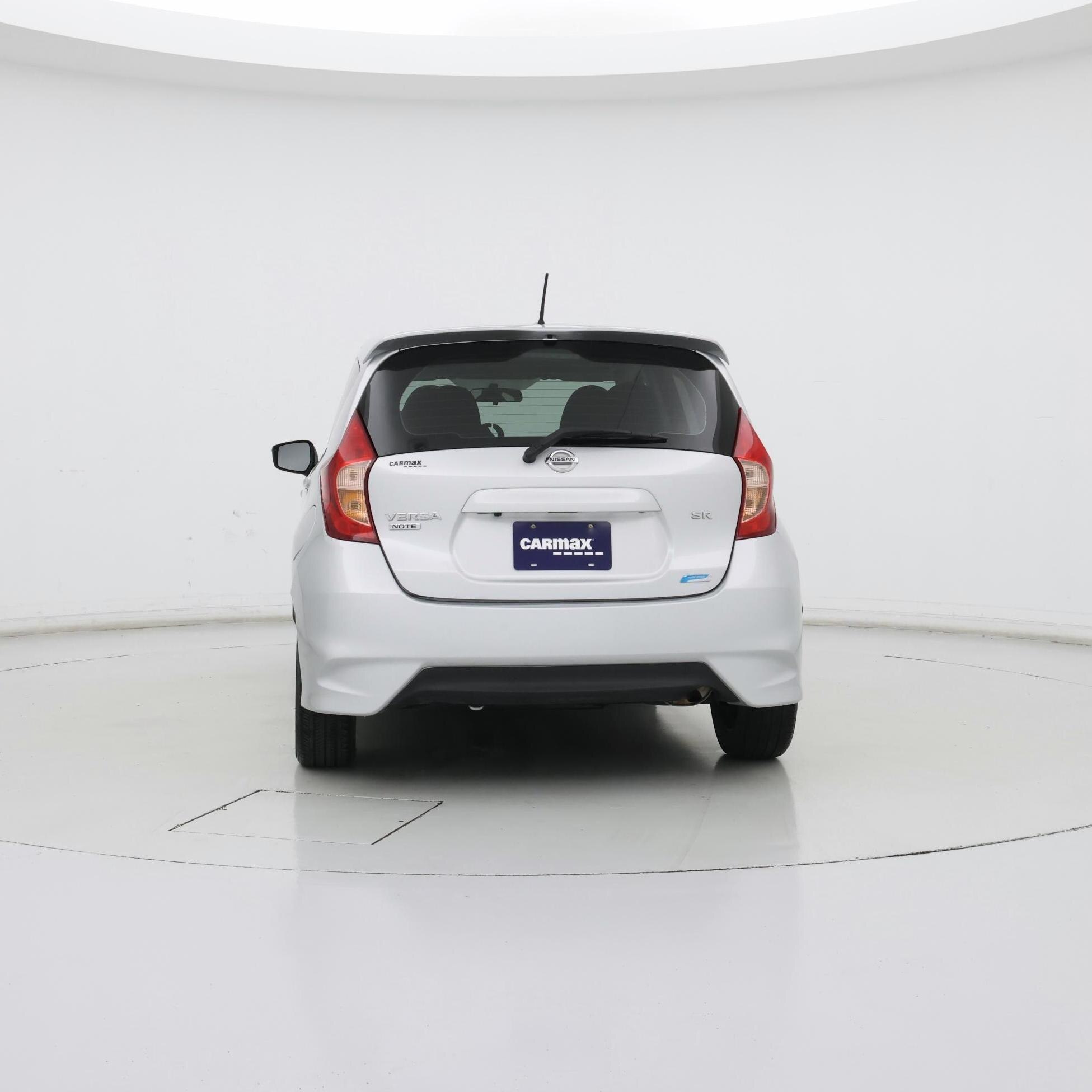 Thumbnail: 2015 Nissan Versa Note - 6