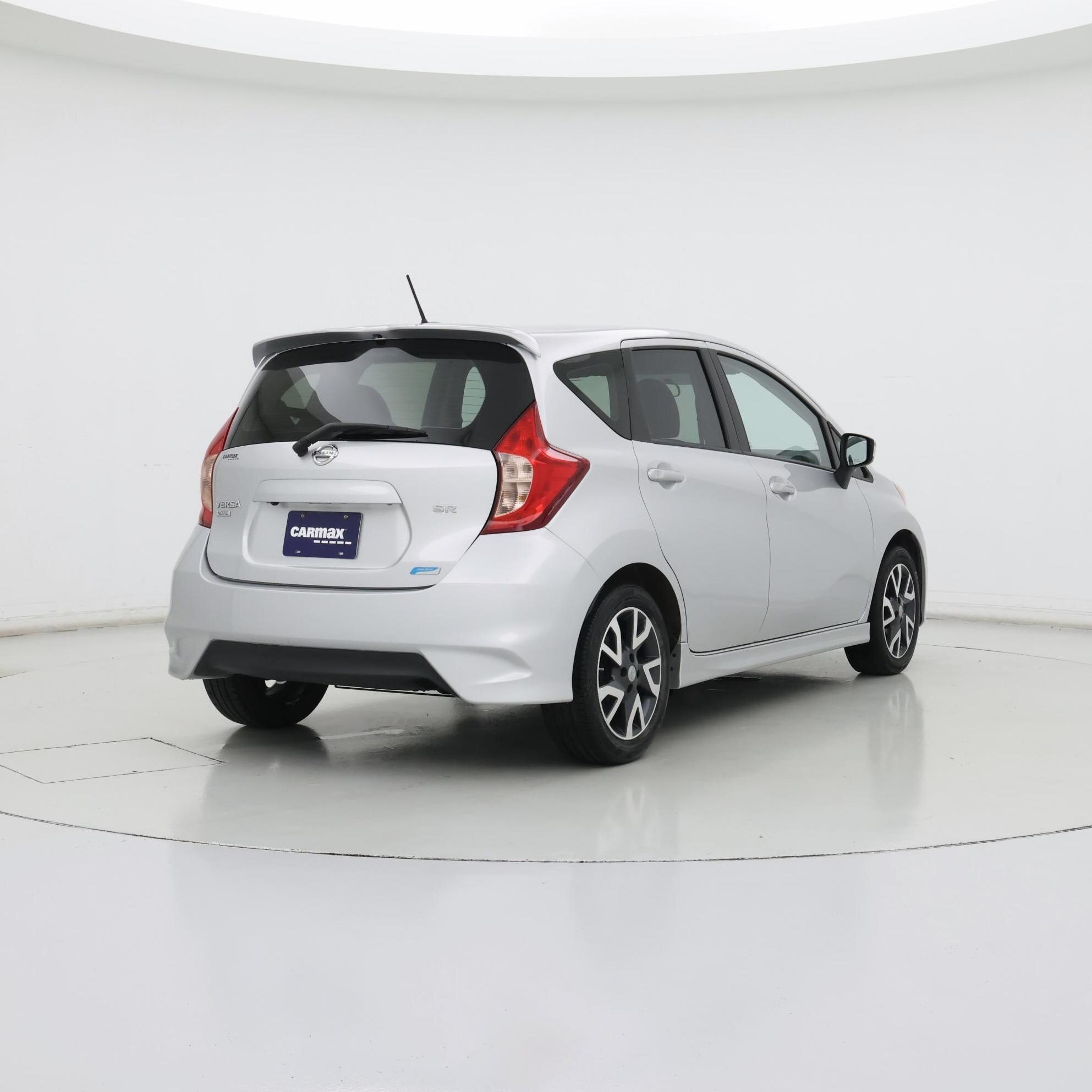 Thumbnail: 2015 Nissan Versa Note - 8