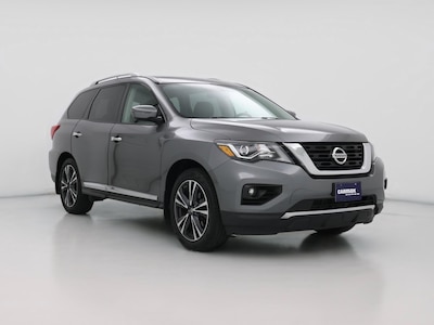 Gray 2017 Nissan Pathfinder Platinum