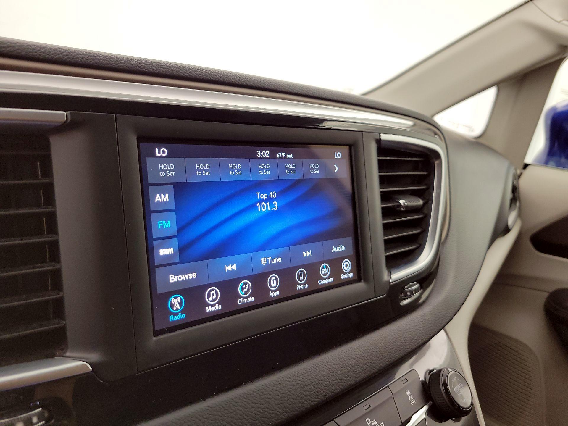 Thumbnail: 2019 Chrysler Pacifica - 15