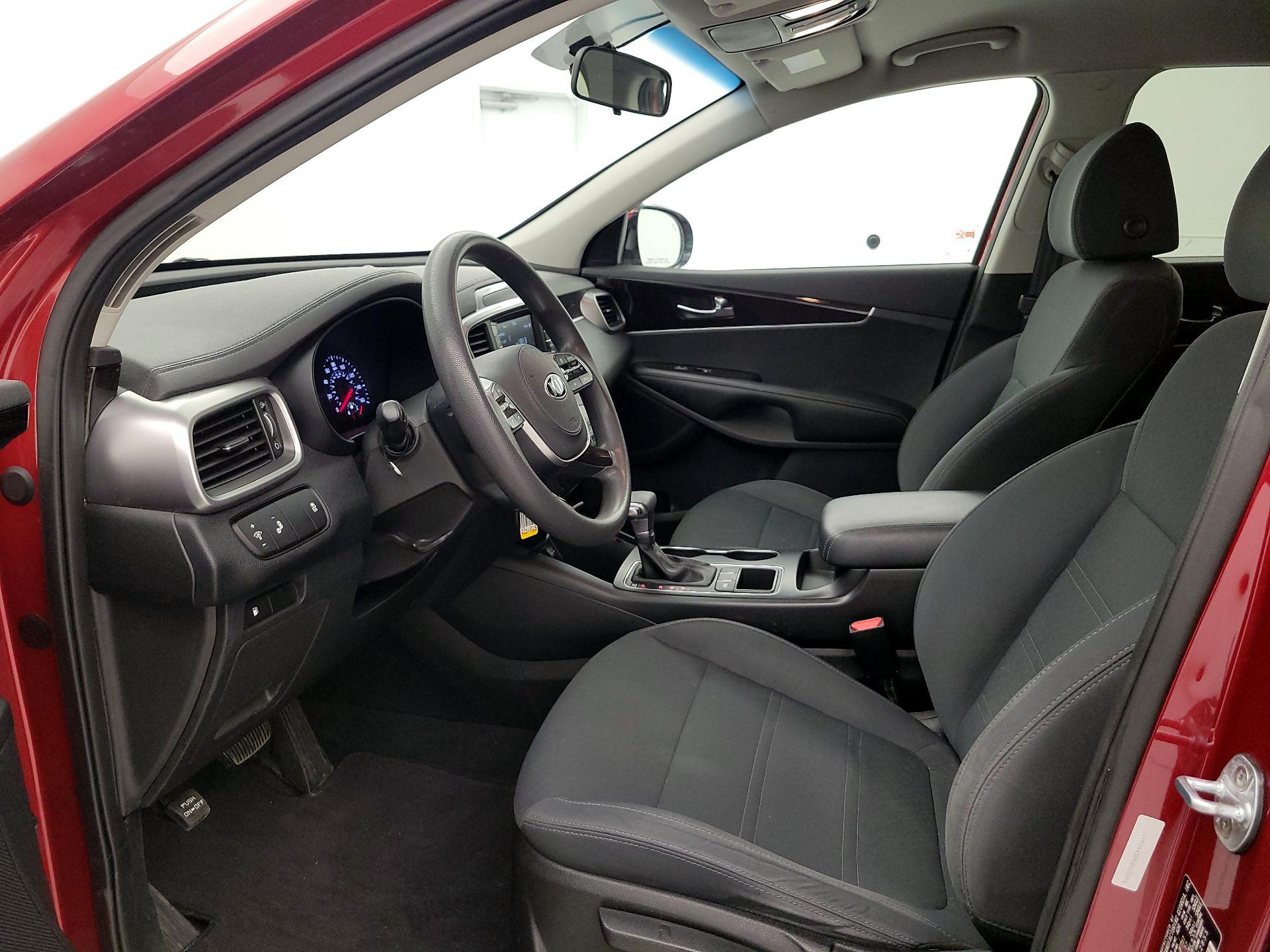Thumbnail: 2019 Kia Sorento - 11