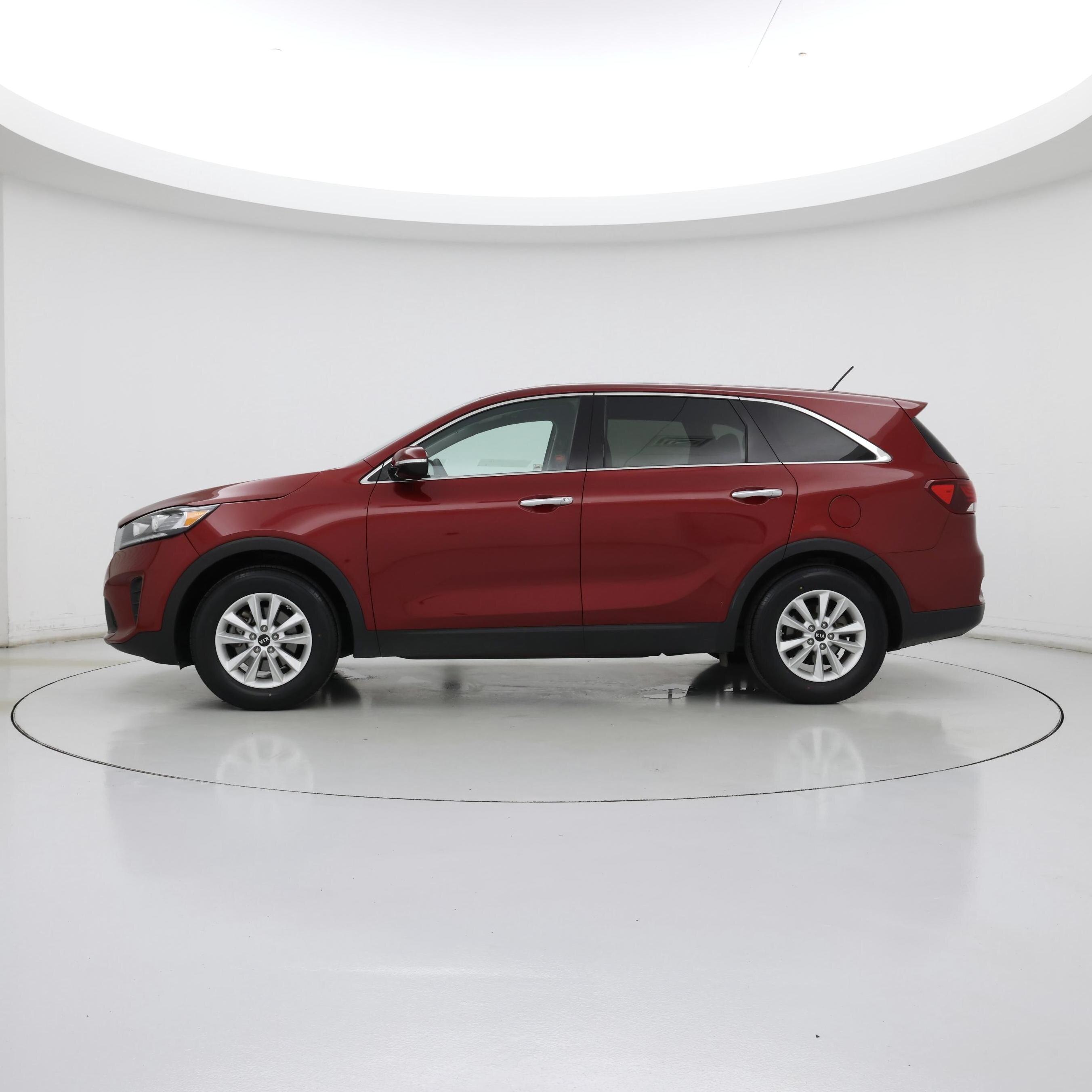 Thumbnail: 2019 Kia Sorento - 3