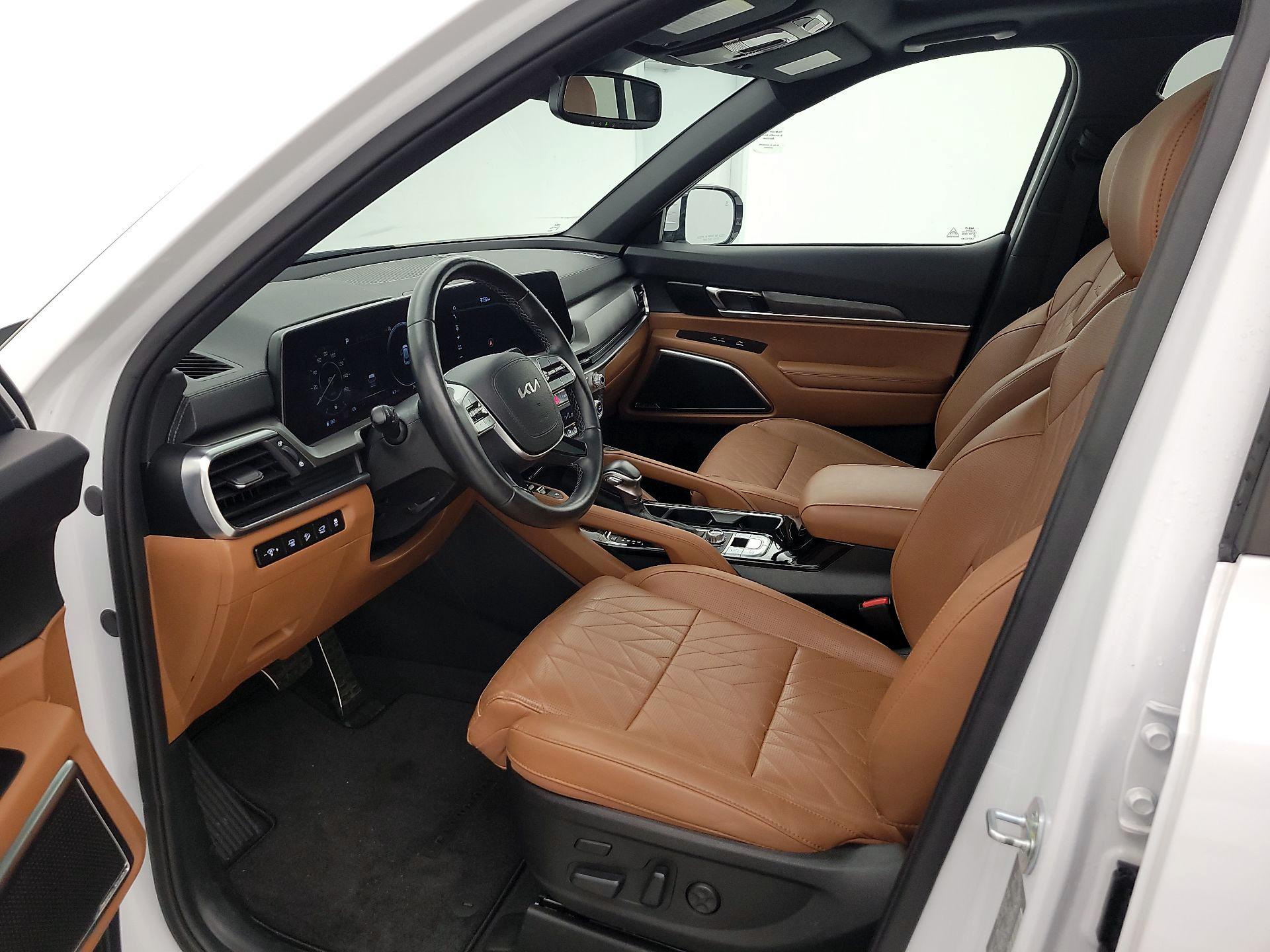 Thumbnail: 2023 Kia Telluride - 11
