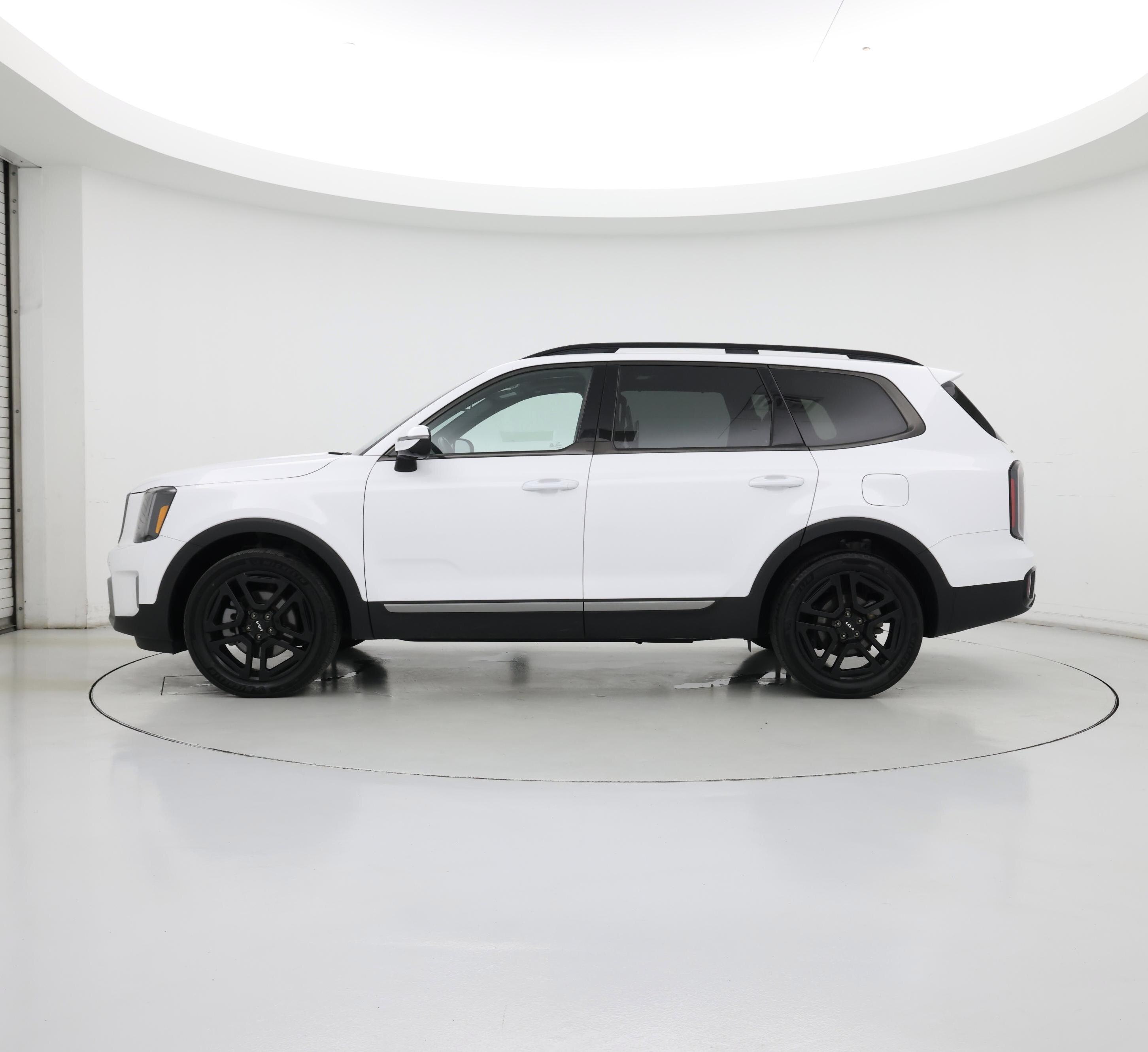 Thumbnail: 2023 Kia Telluride - 3