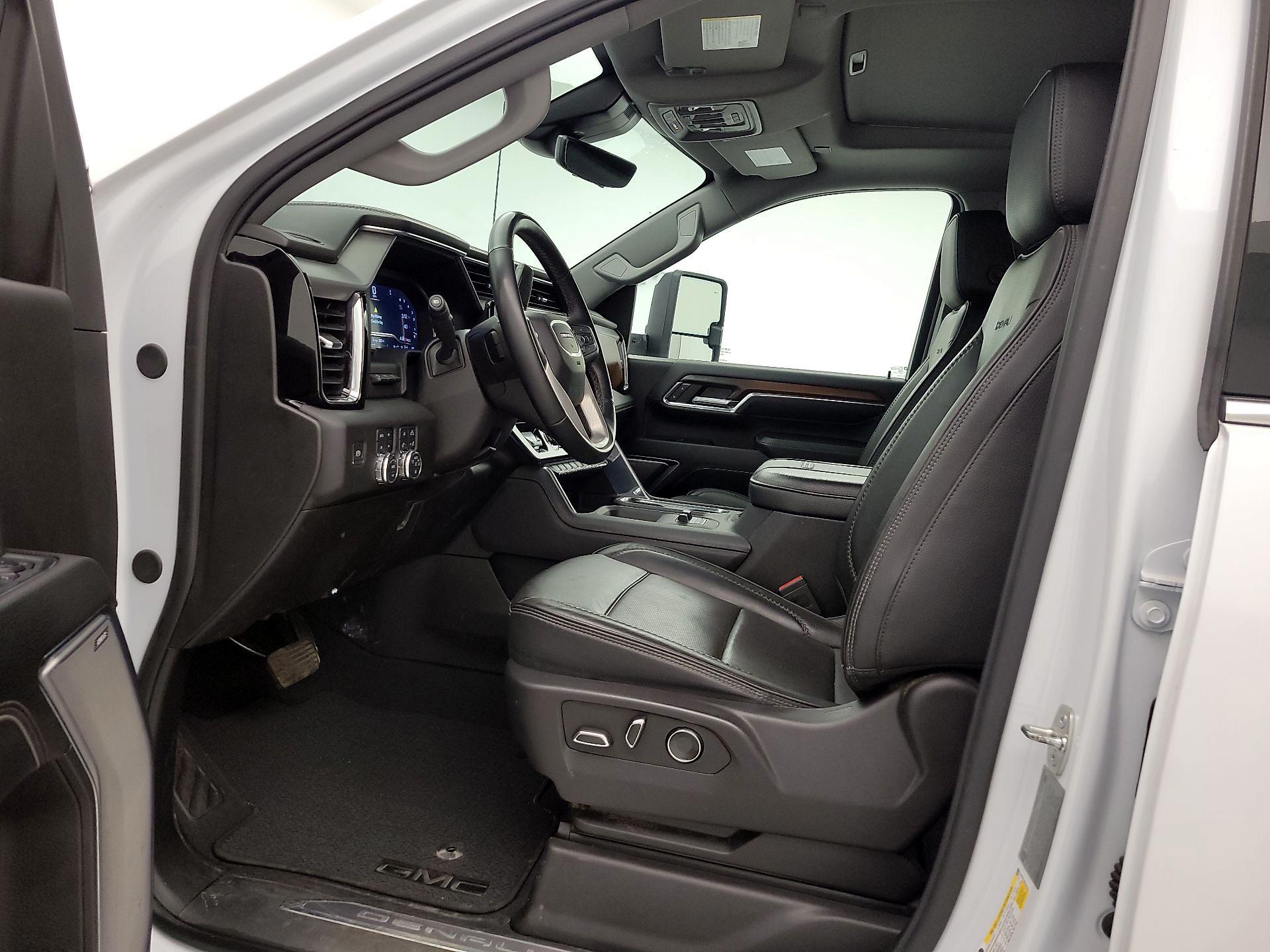 Thumbnail: 2024 GMC Sierra 3500 - 11