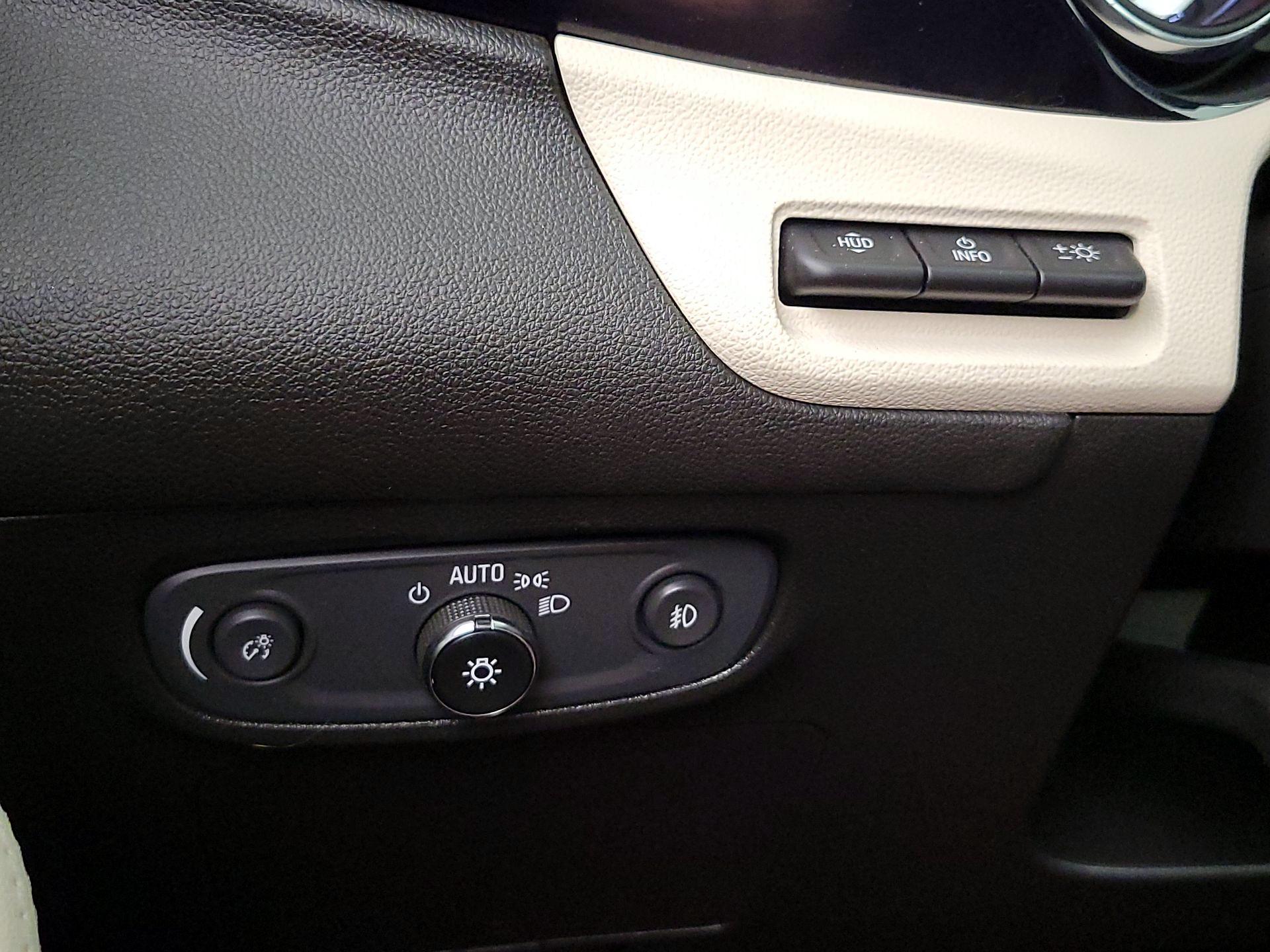 Thumbnail: 2020 Buick Encore GX - 13