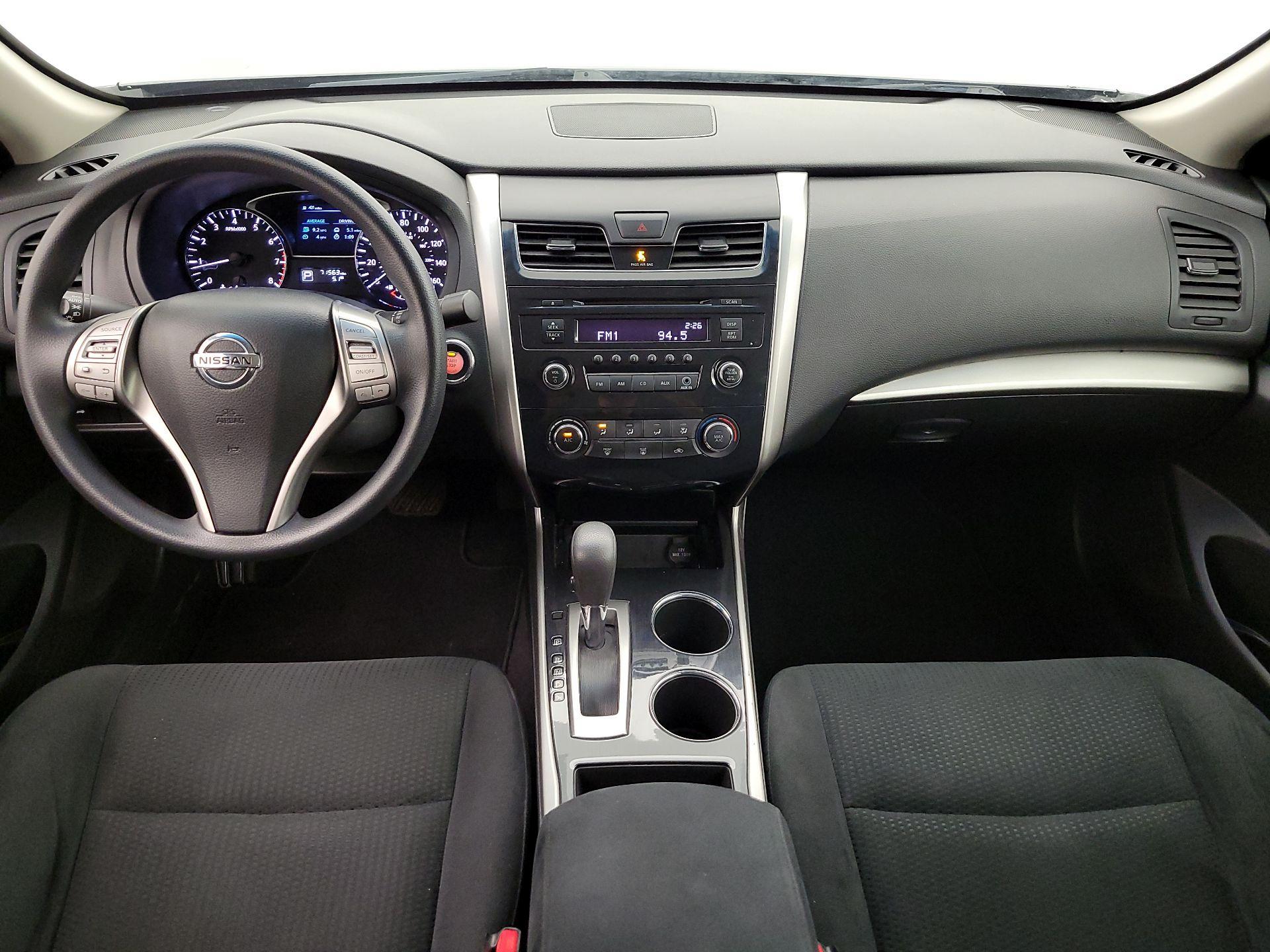 Thumbnail: 2014 Nissan Altima - 9