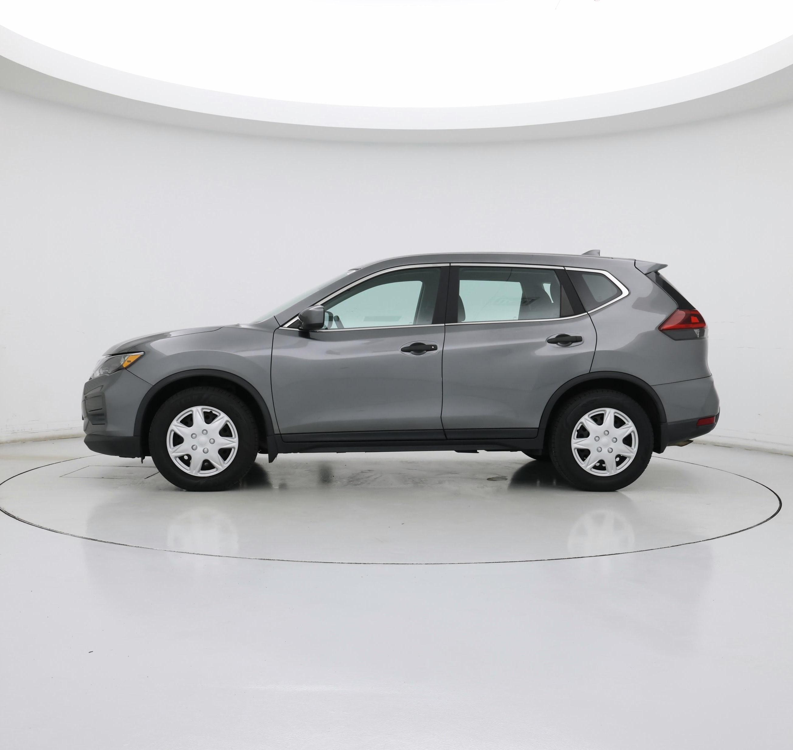 Thumbnail: 2020 Nissan Rogue - 3