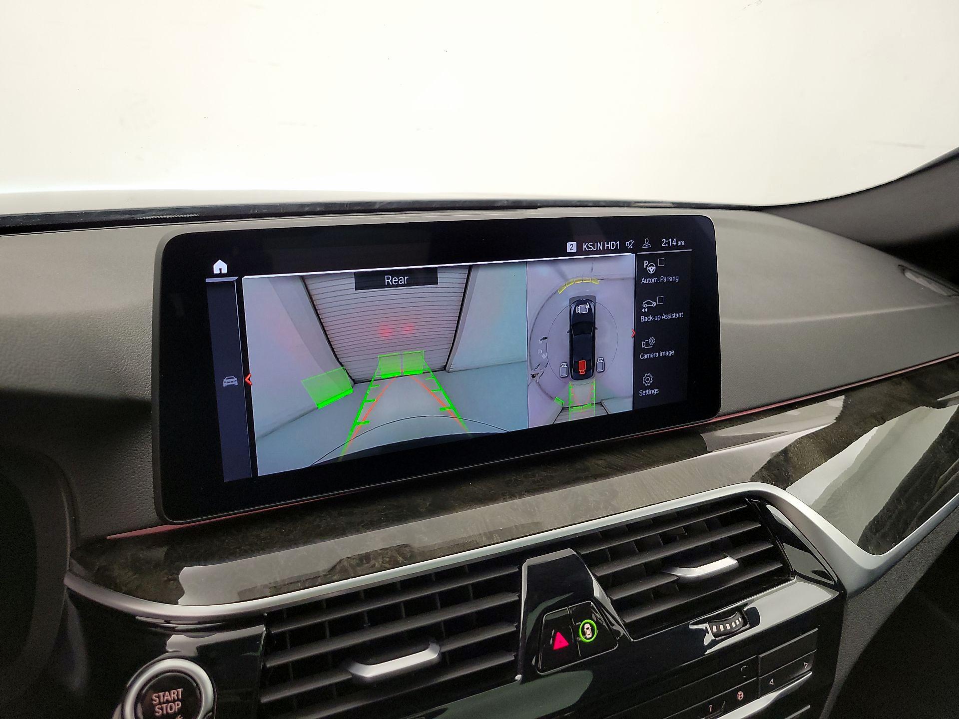 Thumbnail: 2021 BMW 5 Series - 15