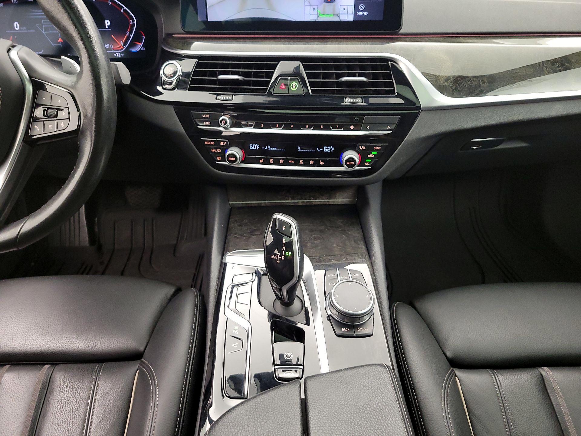 Thumbnail: 2021 BMW 5 Series - 18