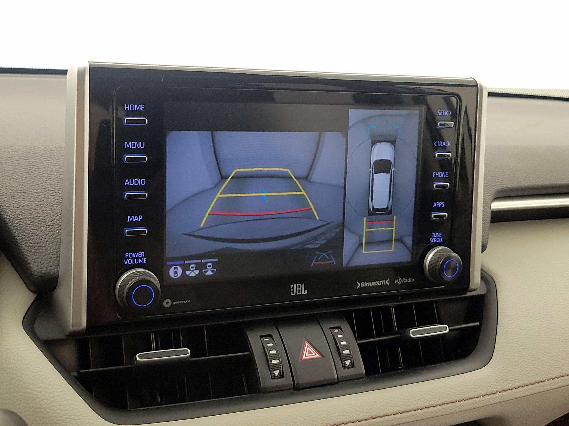 Thumbnail: 2019 Toyota RAV4 - 14