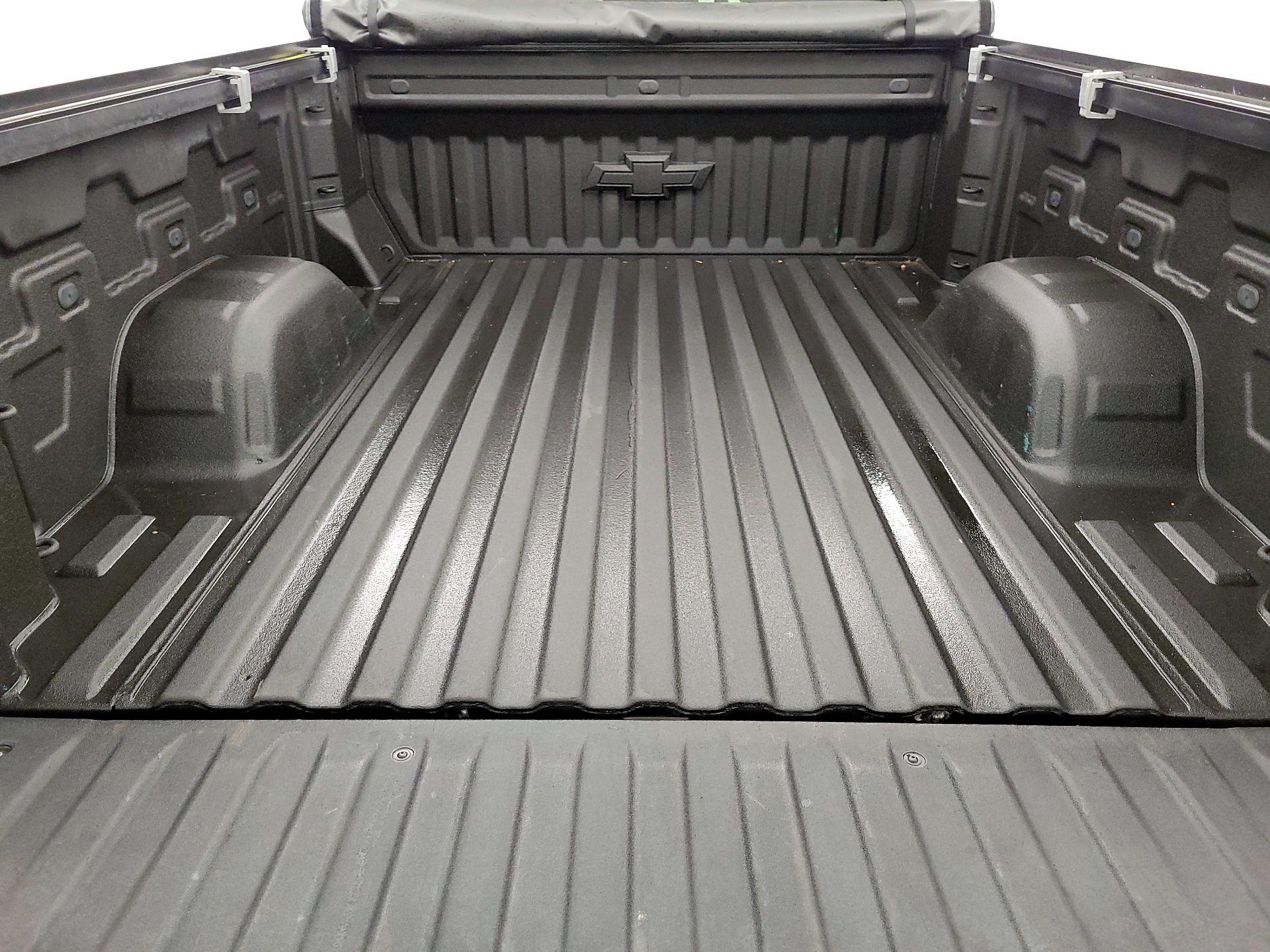Thumbnail: 2019 Chevrolet Silverado 1500 - 20