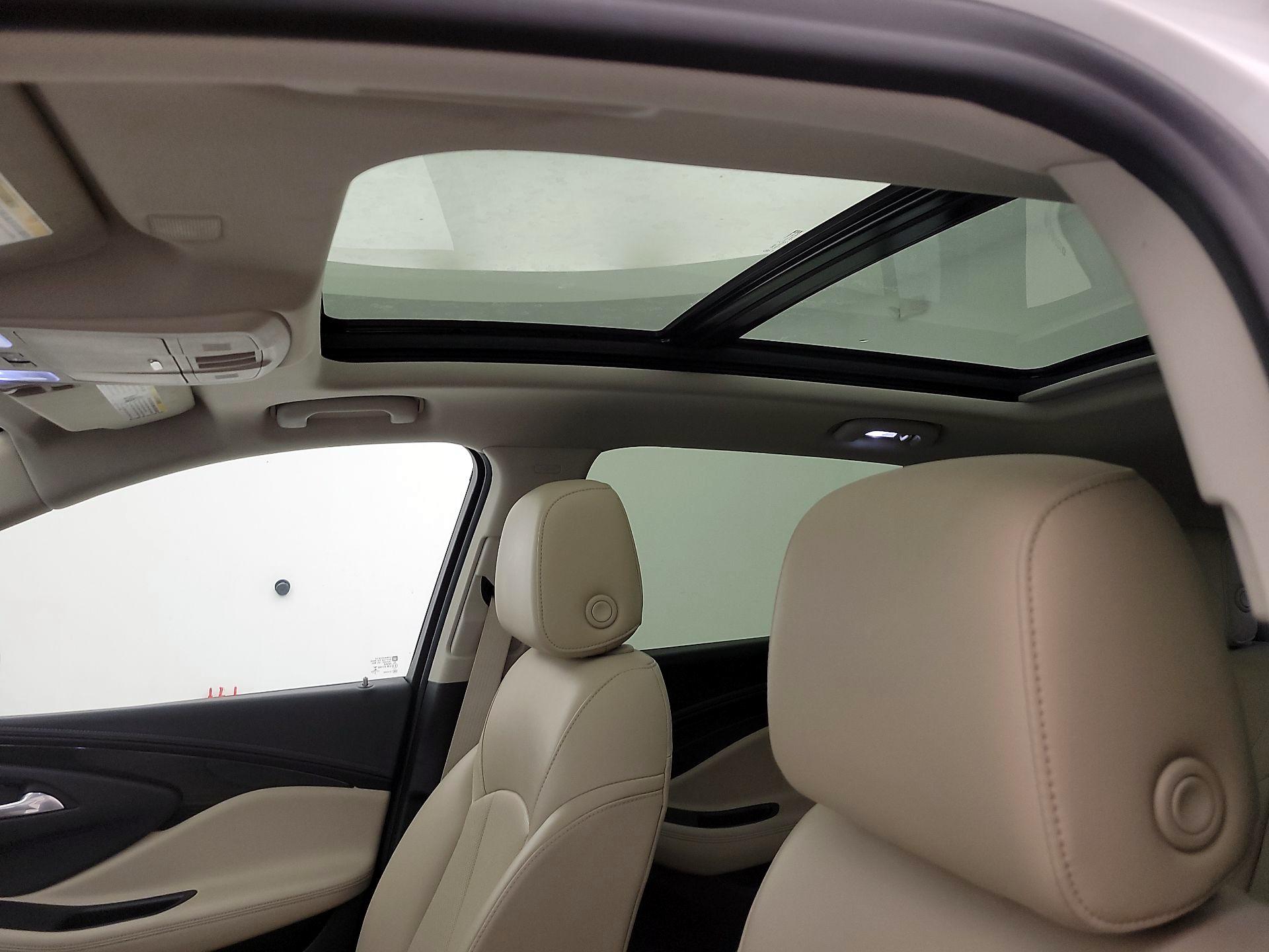 Thumbnail: 2020 Buick Envision - 19