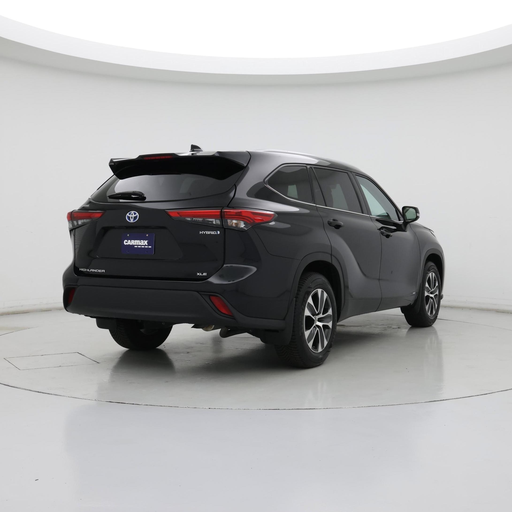 Thumbnail: 2022 Toyota Highlander - 8