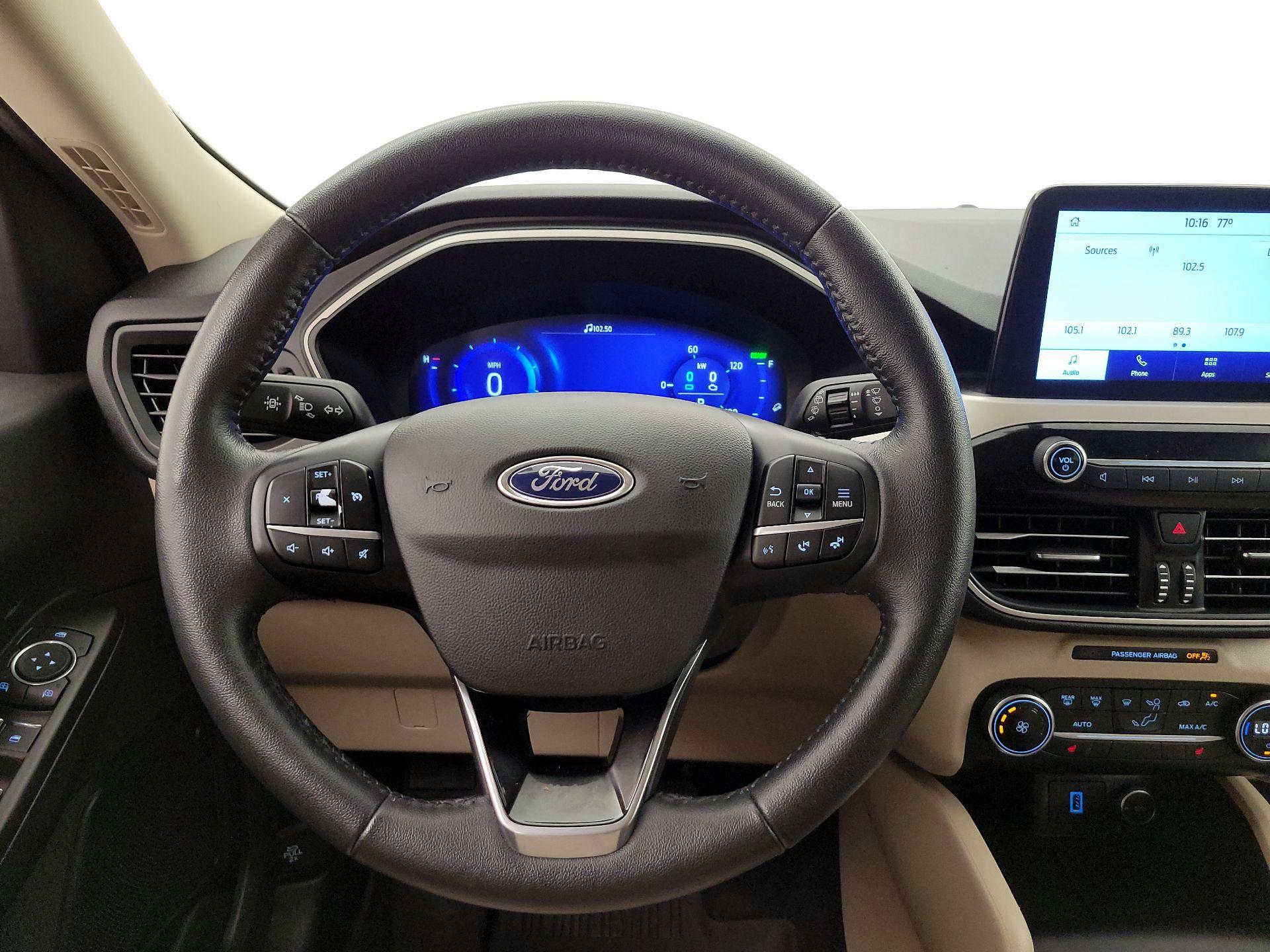Thumbnail: 2020 Ford Escape - 10