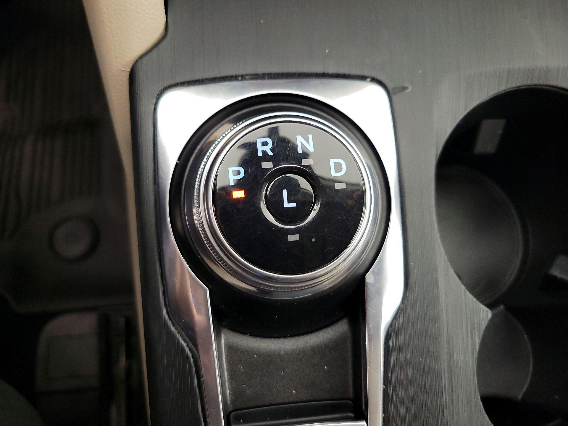 Thumbnail: 2020 Ford Escape - 17