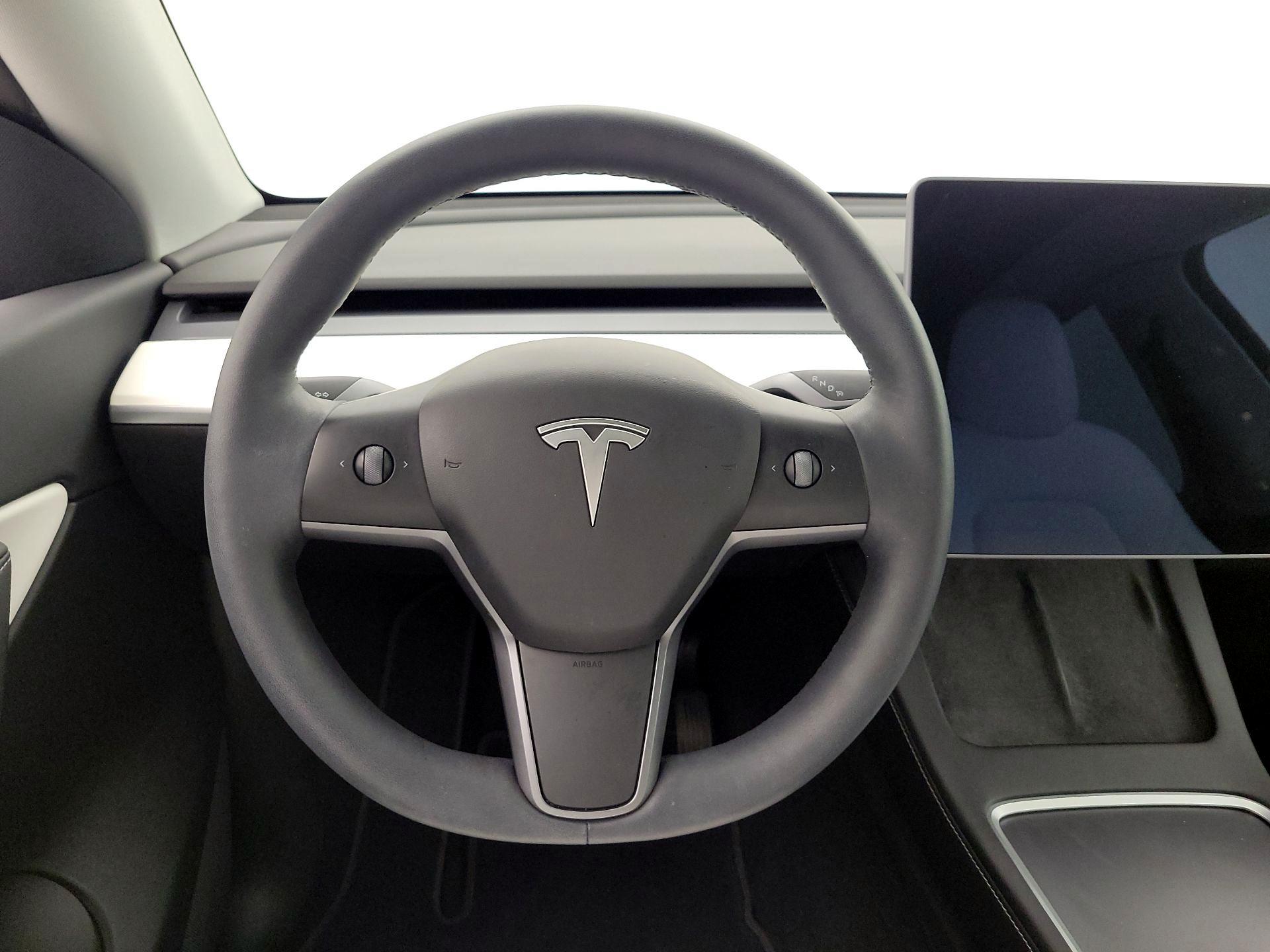 Thumbnail: 2022 Tesla Model Y - 10