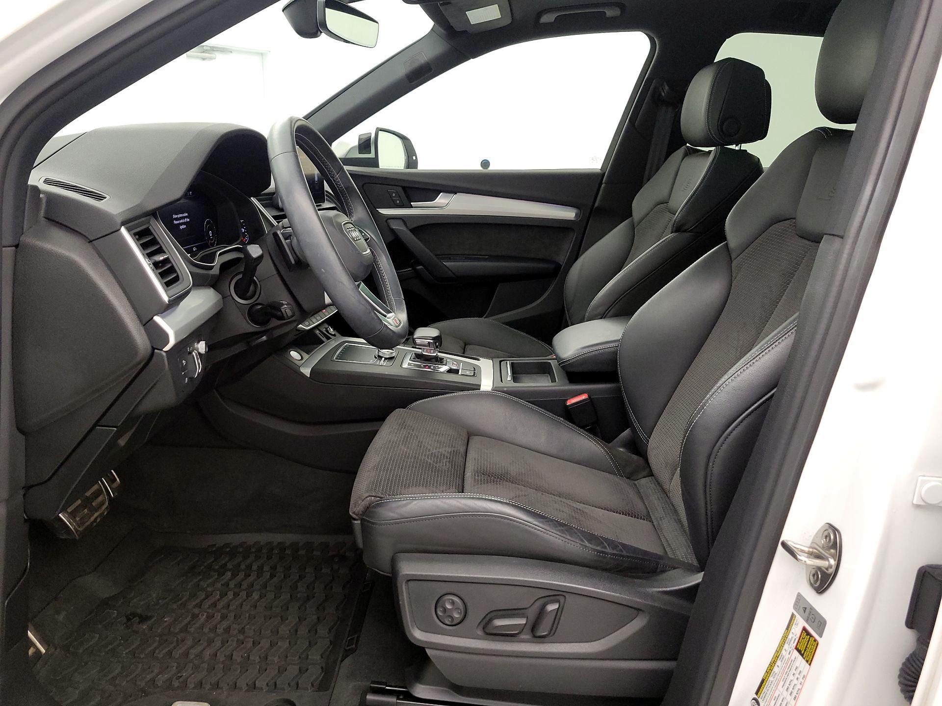 Thumbnail: 2018 Audi SQ5 - 11