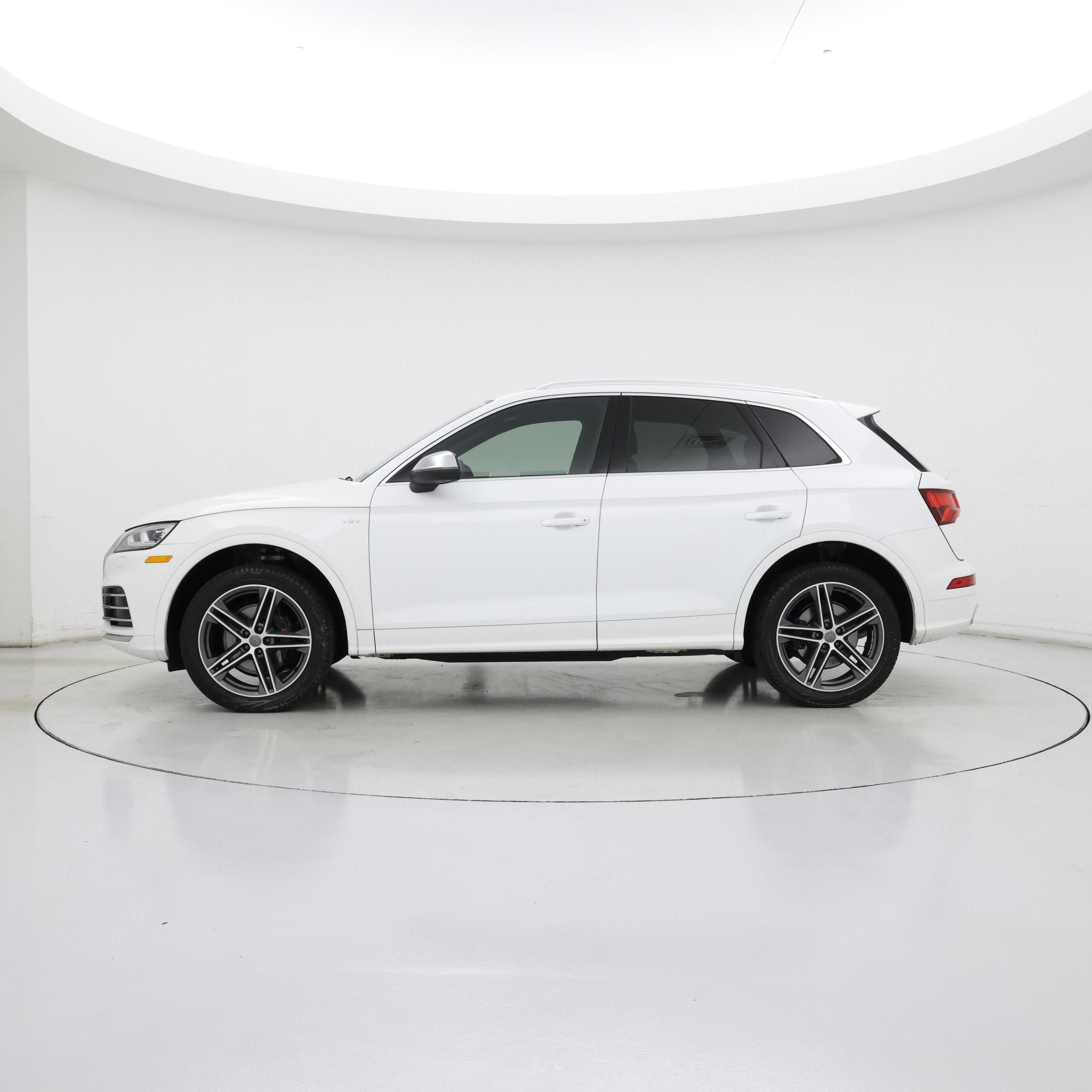 Thumbnail: 2018 Audi SQ5 - 3