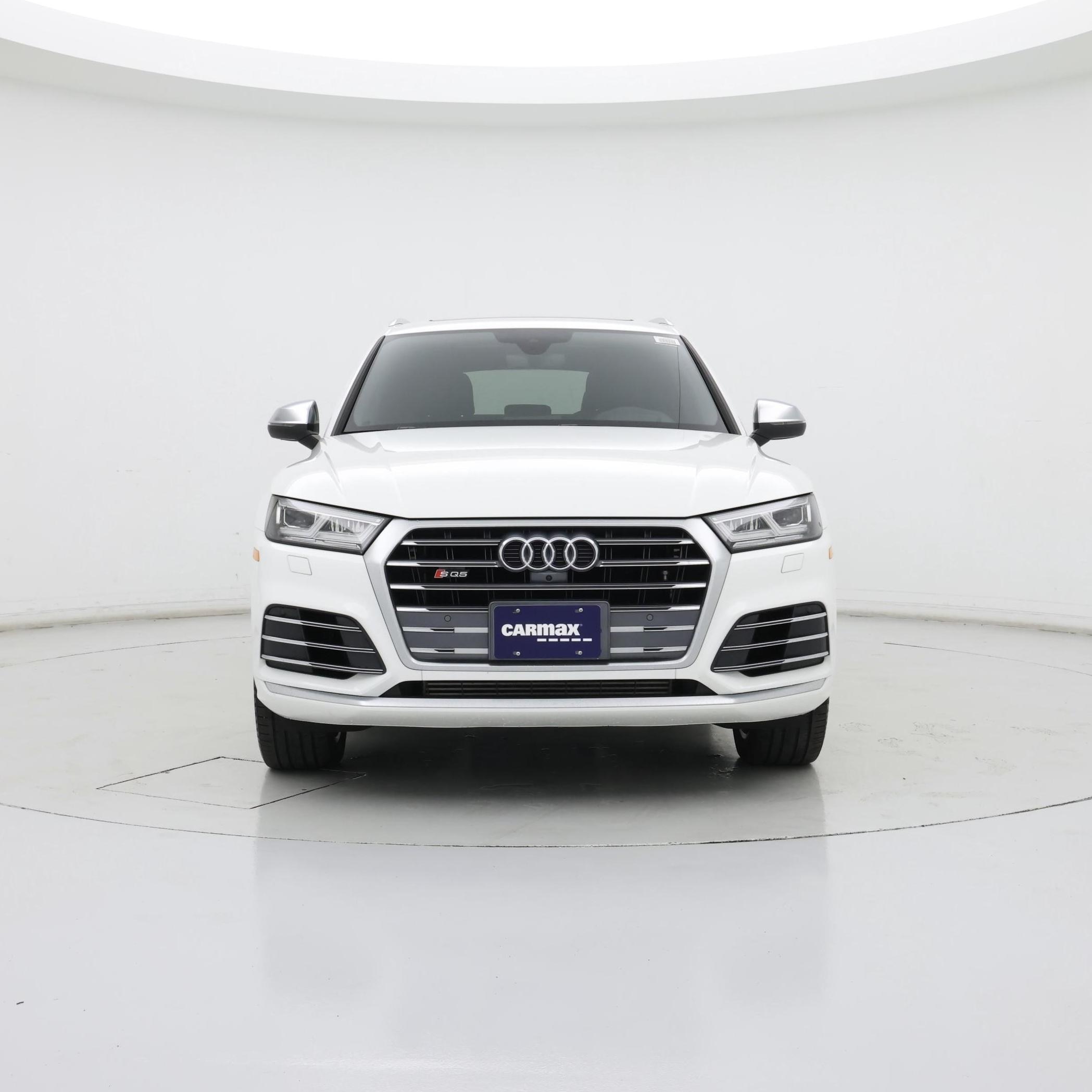 Thumbnail: 2018 Audi SQ5 - 5