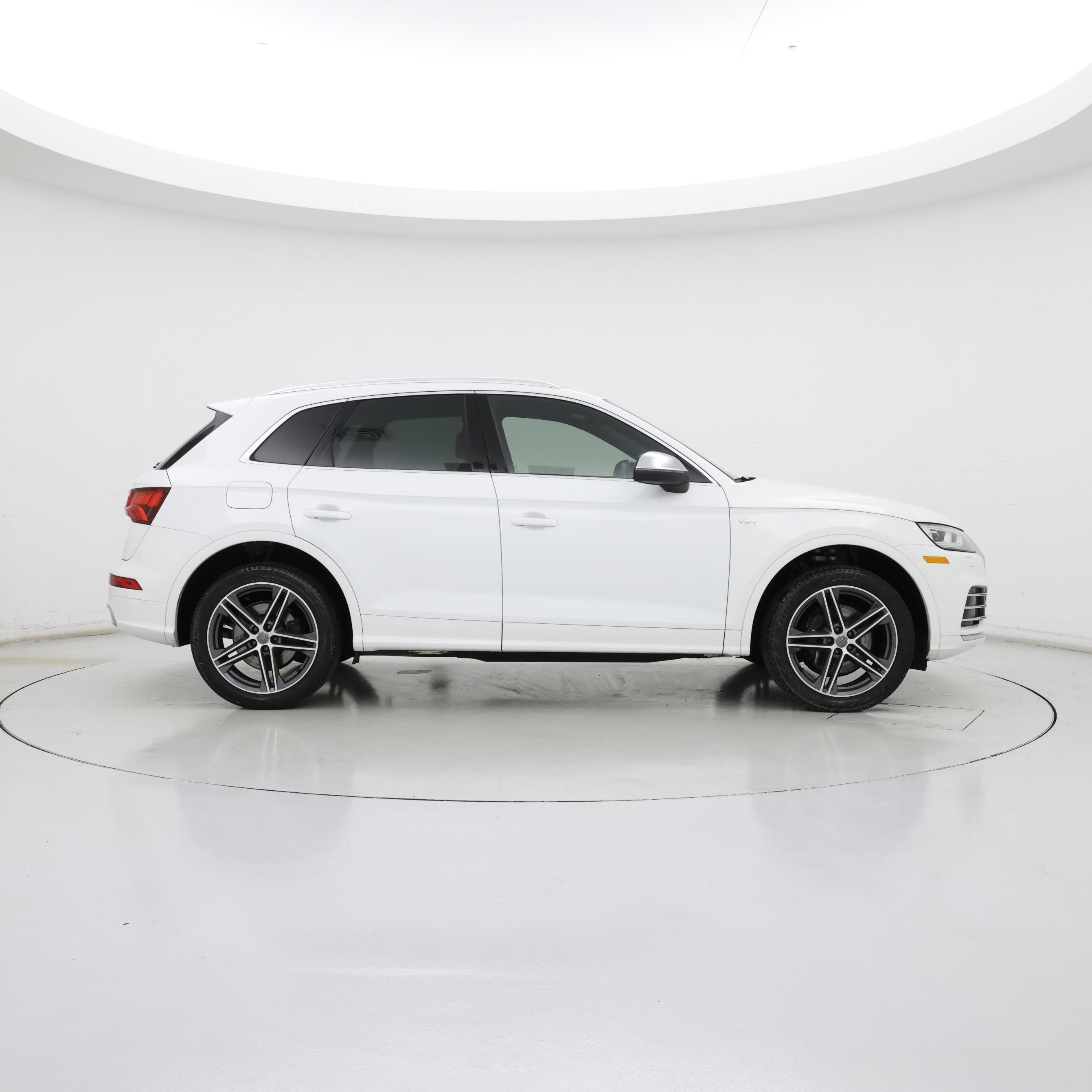 Thumbnail: 2018 Audi SQ5 - 7