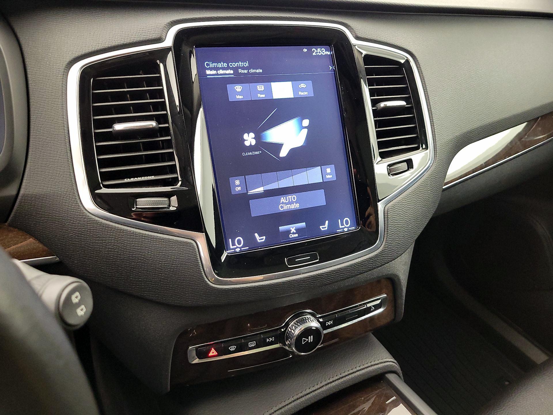 Thumbnail: 2016 Volvo XC90 - 17