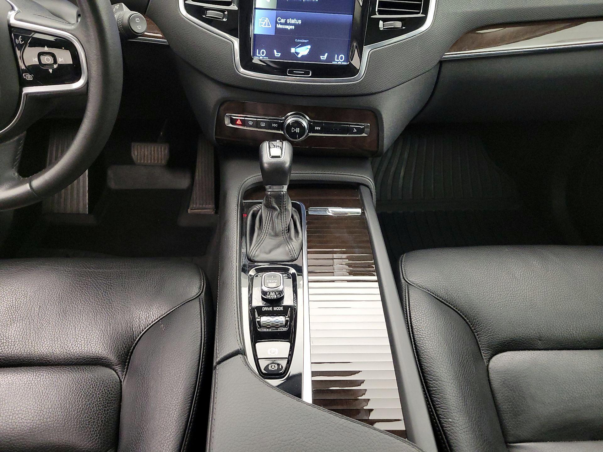 Thumbnail: 2016 Volvo XC90 - 18