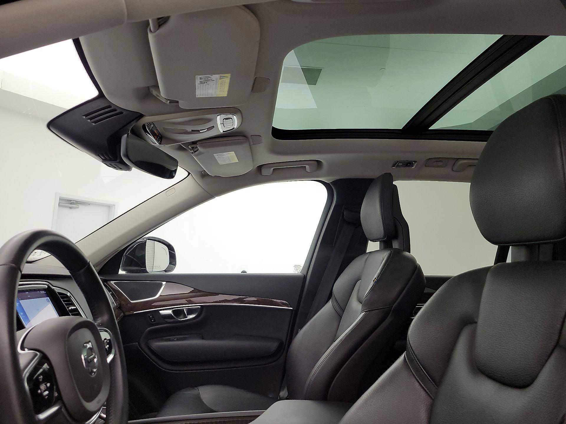 Thumbnail: 2016 Volvo XC90 - 20