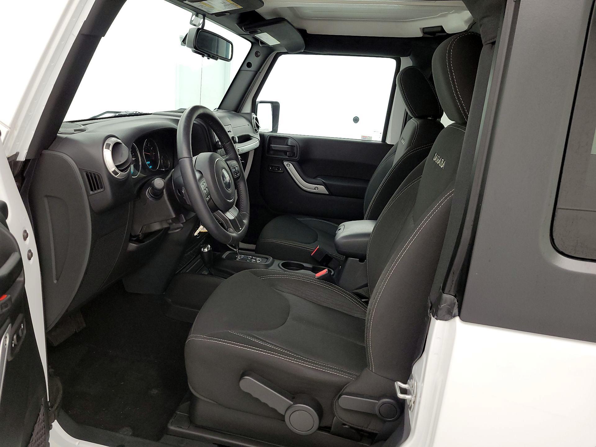 Thumbnail: 2017 Jeep Wrangler - 11