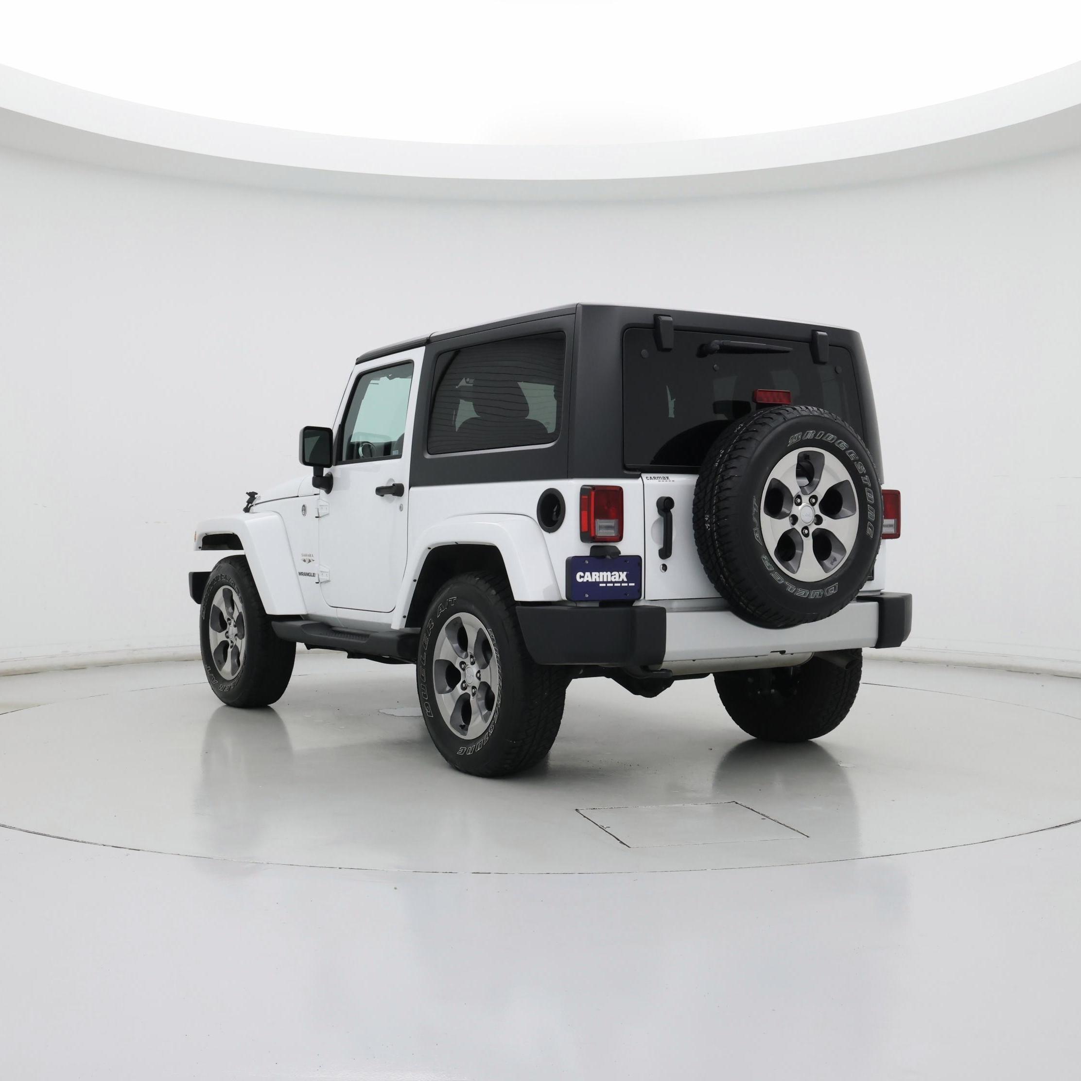 Thumbnail: 2017 Jeep Wrangler - 2