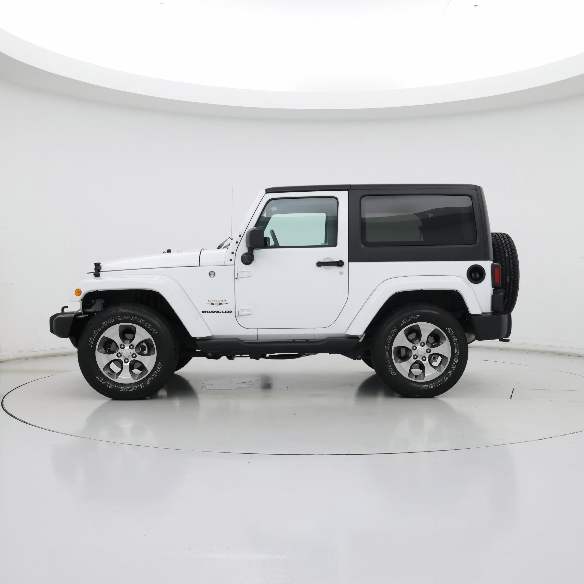 Thumbnail: 2017 Jeep Wrangler - 3