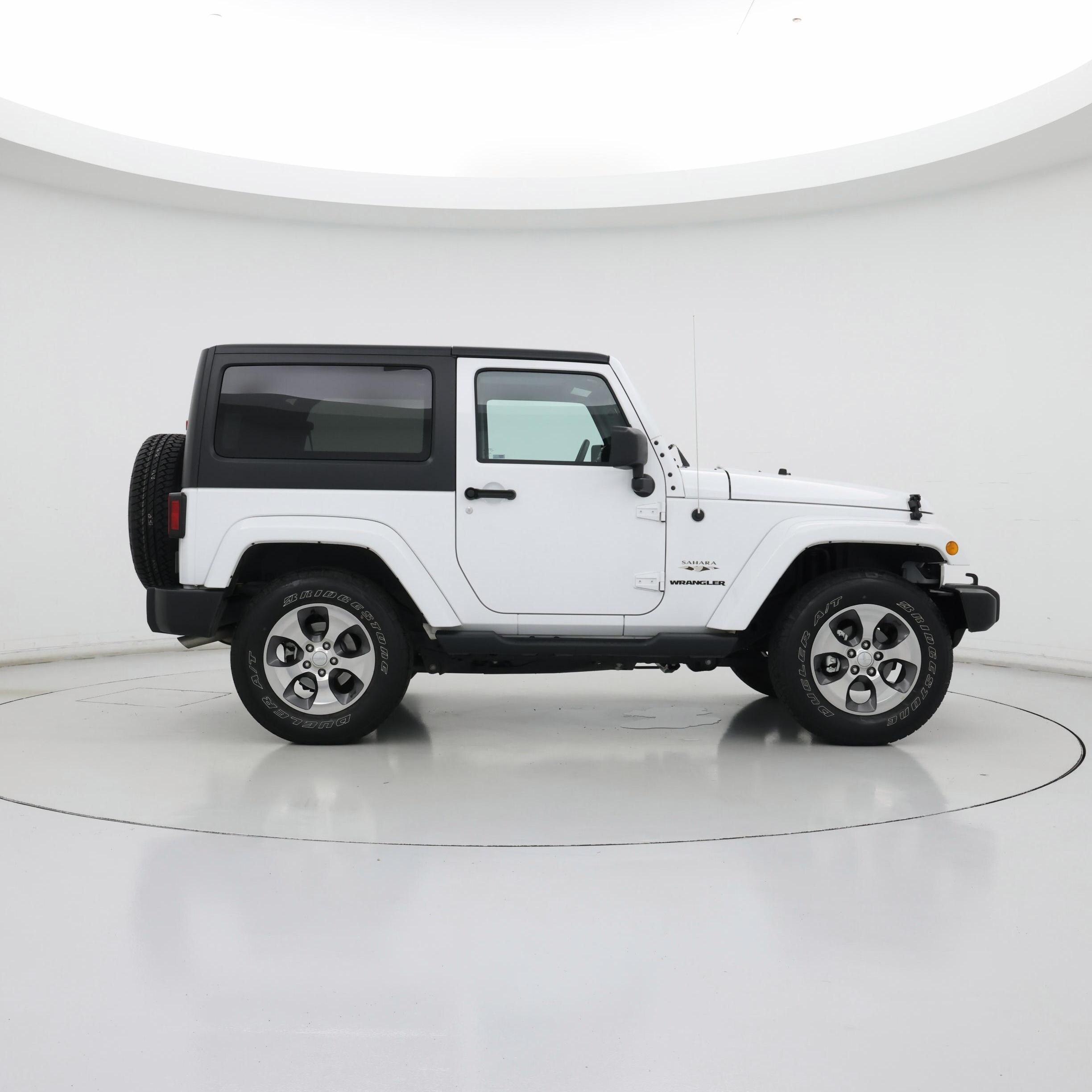Thumbnail: 2017 Jeep Wrangler - 7