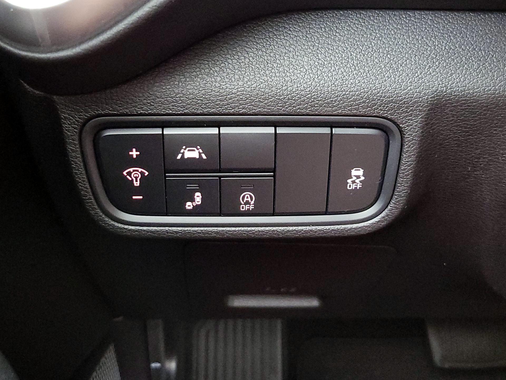 Thumbnail: 2021 Kia Soul - 13