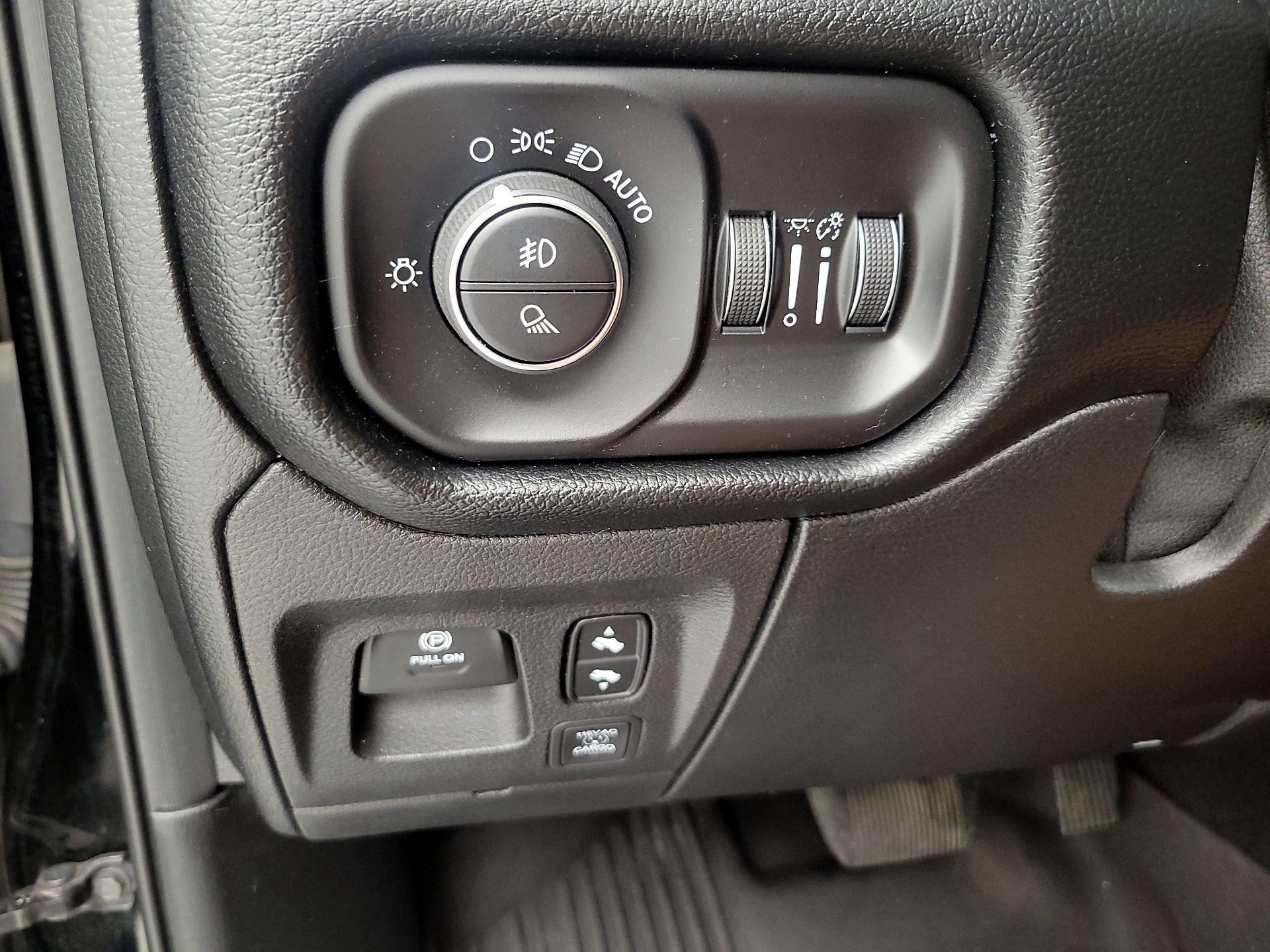Thumbnail: 2020 RAM 1500 - 13