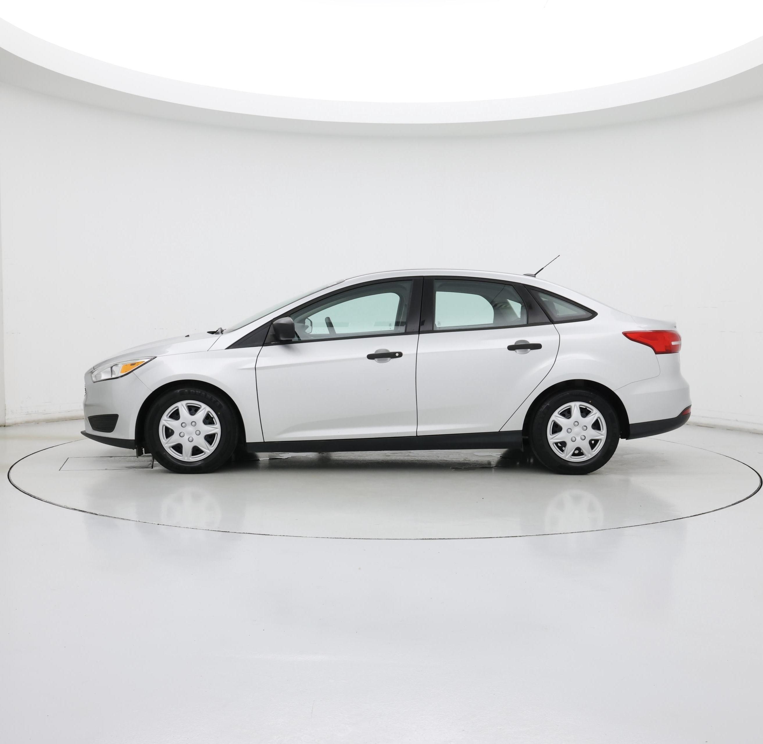 Thumbnail: 2018 Ford Focus - 3
