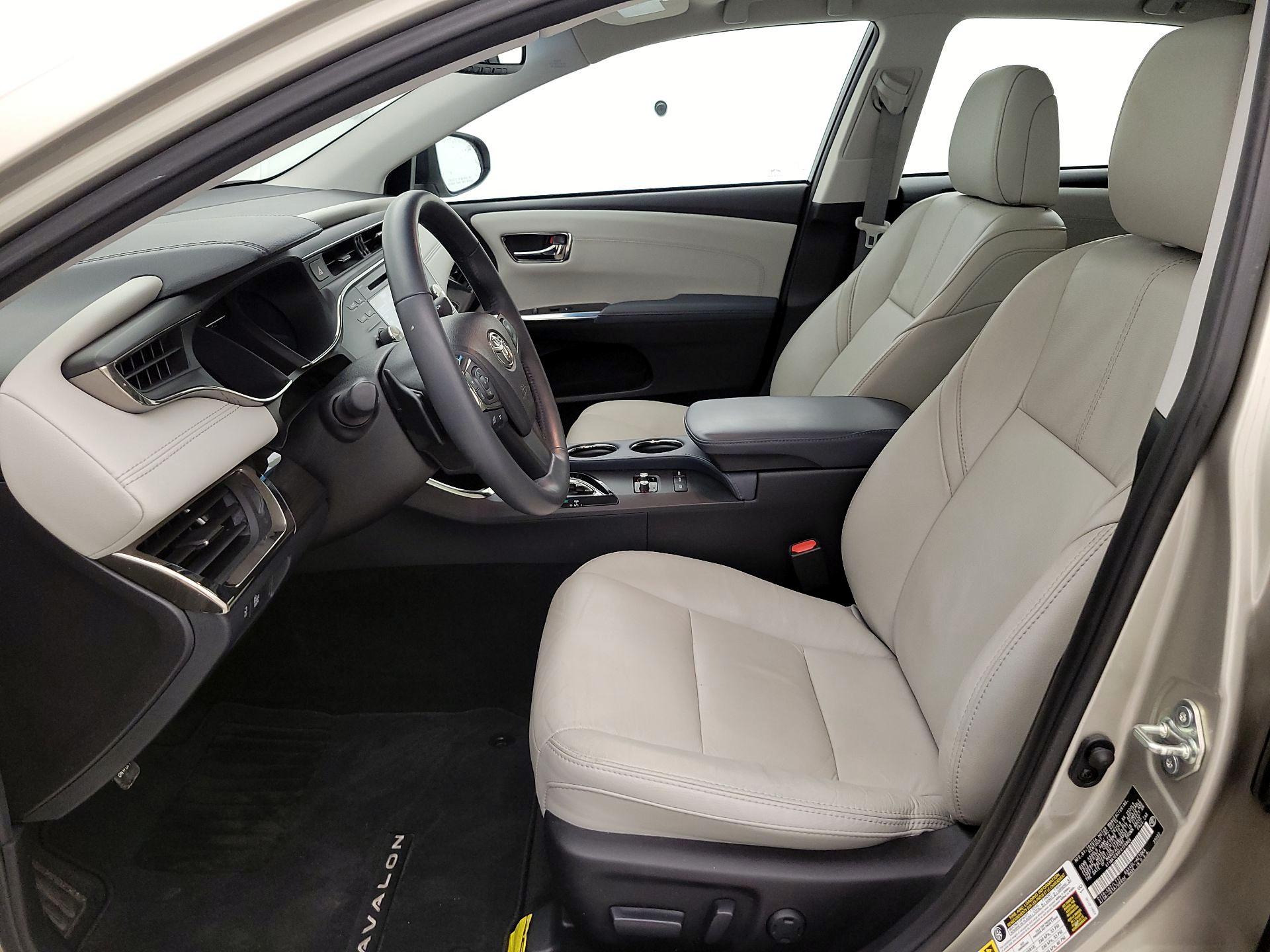 Thumbnail: 2015 Toyota Avalon - 11