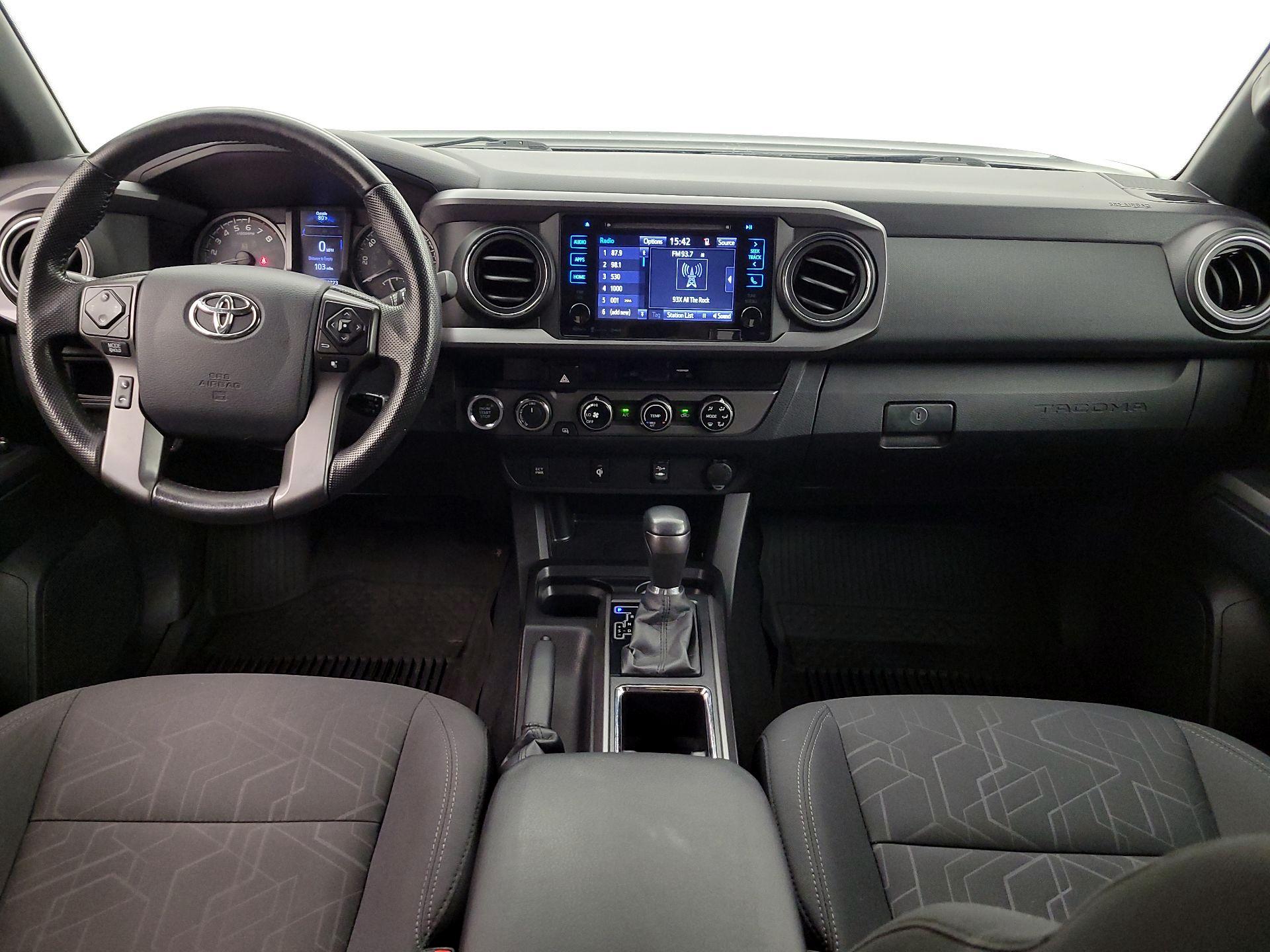 Thumbnail: 2016 Toyota Tacoma - 9
