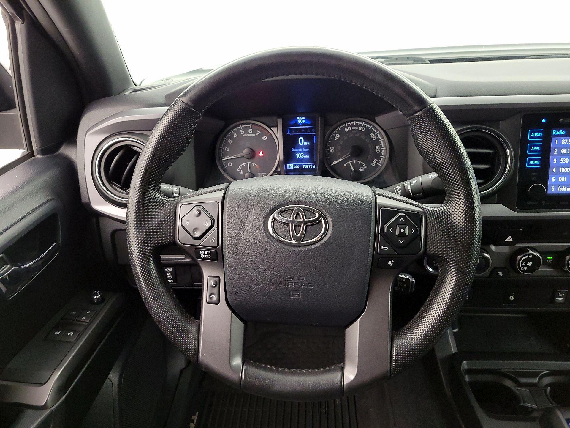 Thumbnail: 2016 Toyota Tacoma - 10